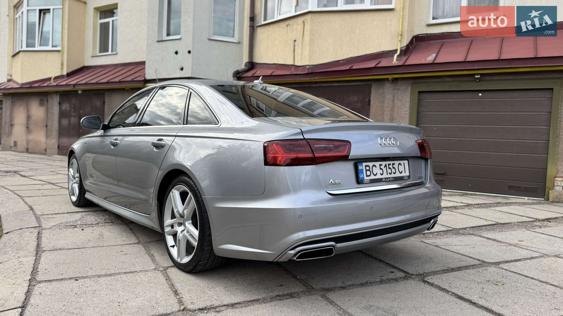 Audi A6 2016 VIN WAUFGAFC6GN152856 фото оголошення 16 з 44