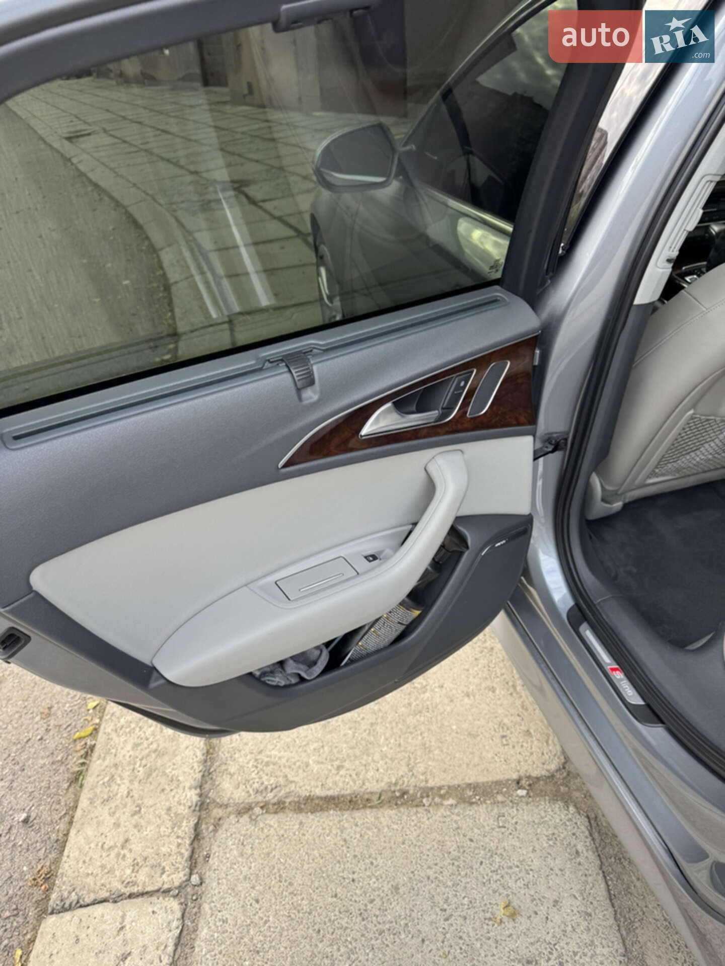 Audi A6 2016 VIN WAUFGAFC6GN152856 фото оголошення 30 з 44
