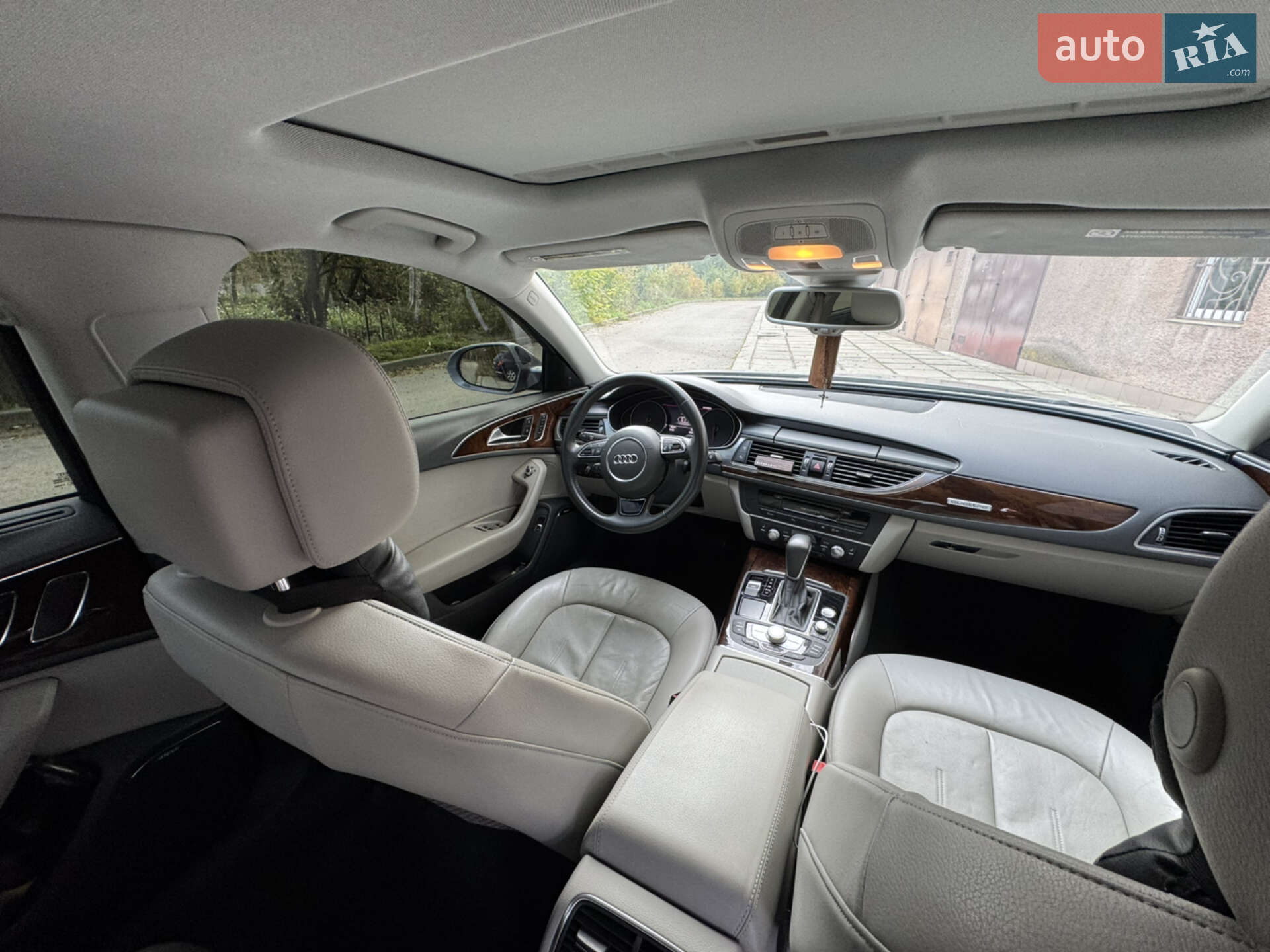 Audi A6 2016 VIN WAUFGAFC6GN152856 фото оголошення 34 з 44