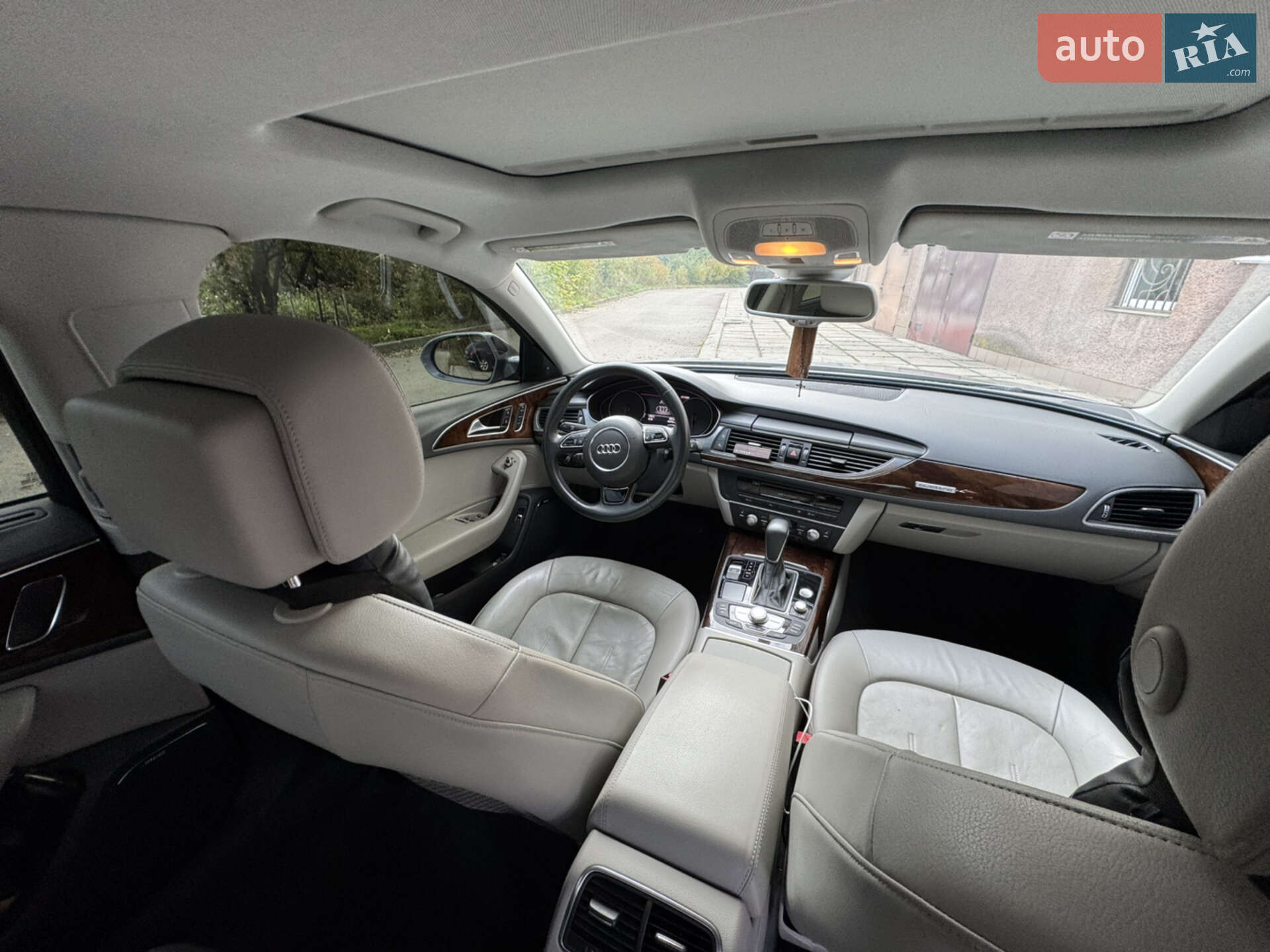 Audi A6 2016 VIN WAUFGAFC6GN152856 фото оголошення 36 з 44