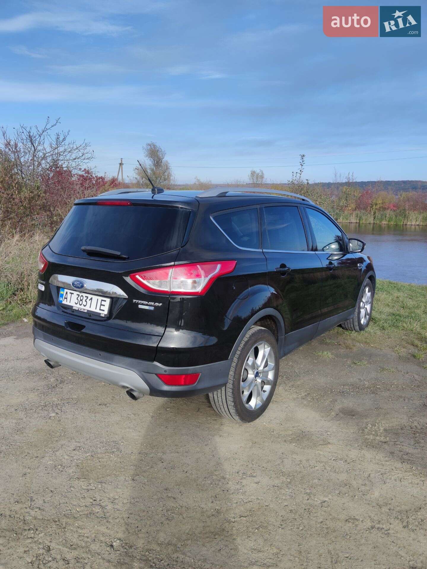 Ford Escape 2015 VIN 1FMCU9JX2FUB91094 фото оголошення 2 з 29