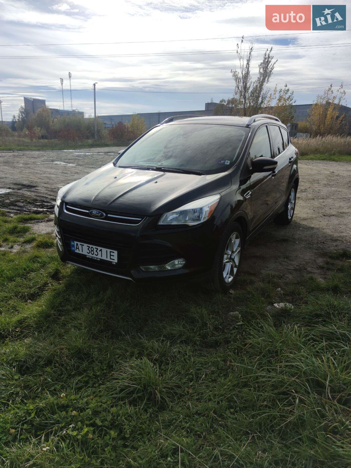 Ford Escape 2015 VIN 1FMCU9JX2FUB91094 фото оголошення 3 з 29