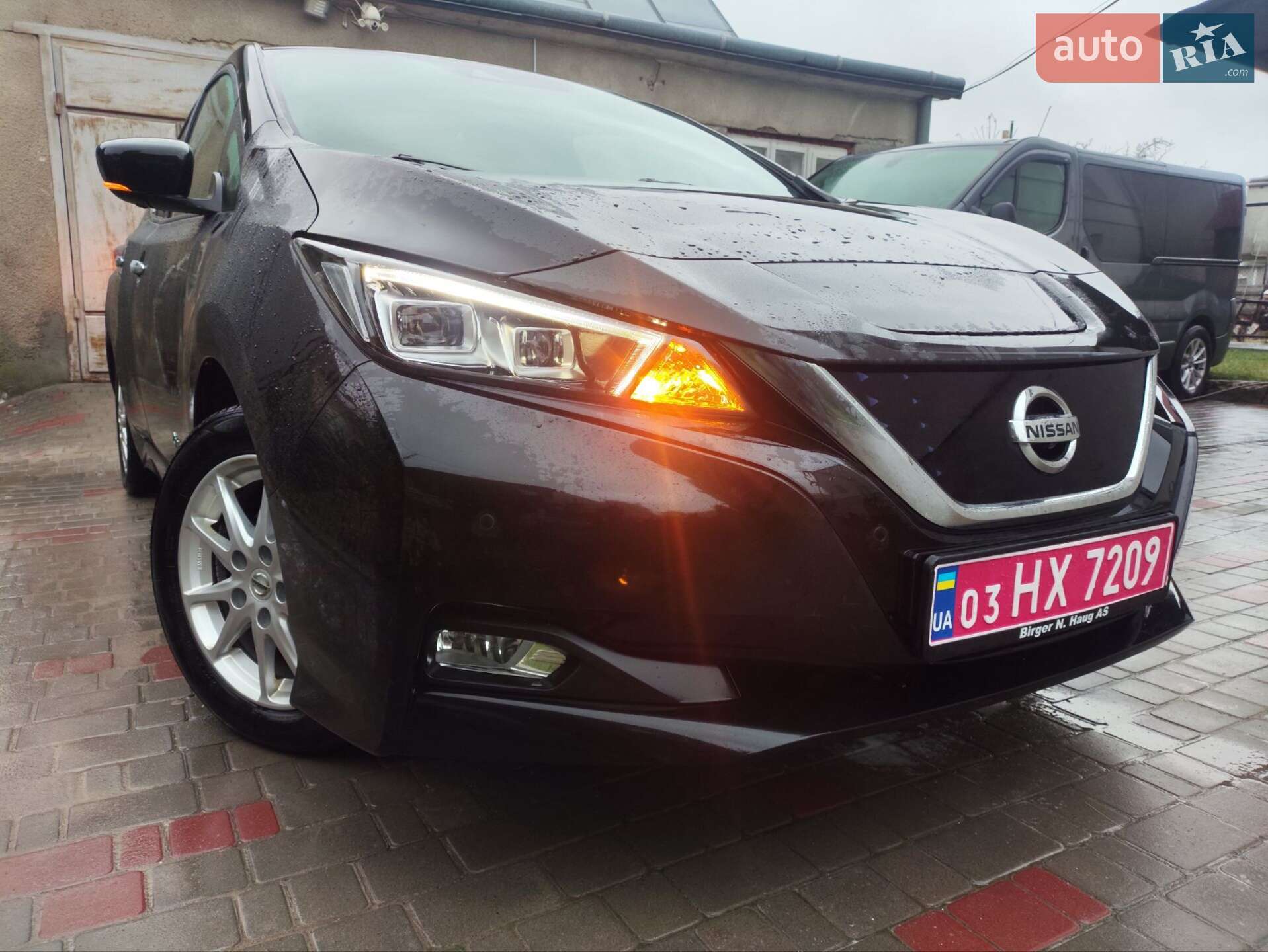 Nissan Leaf 2018 VIN SJNFAAZE1U0005722 фото оголошення 2 з 33