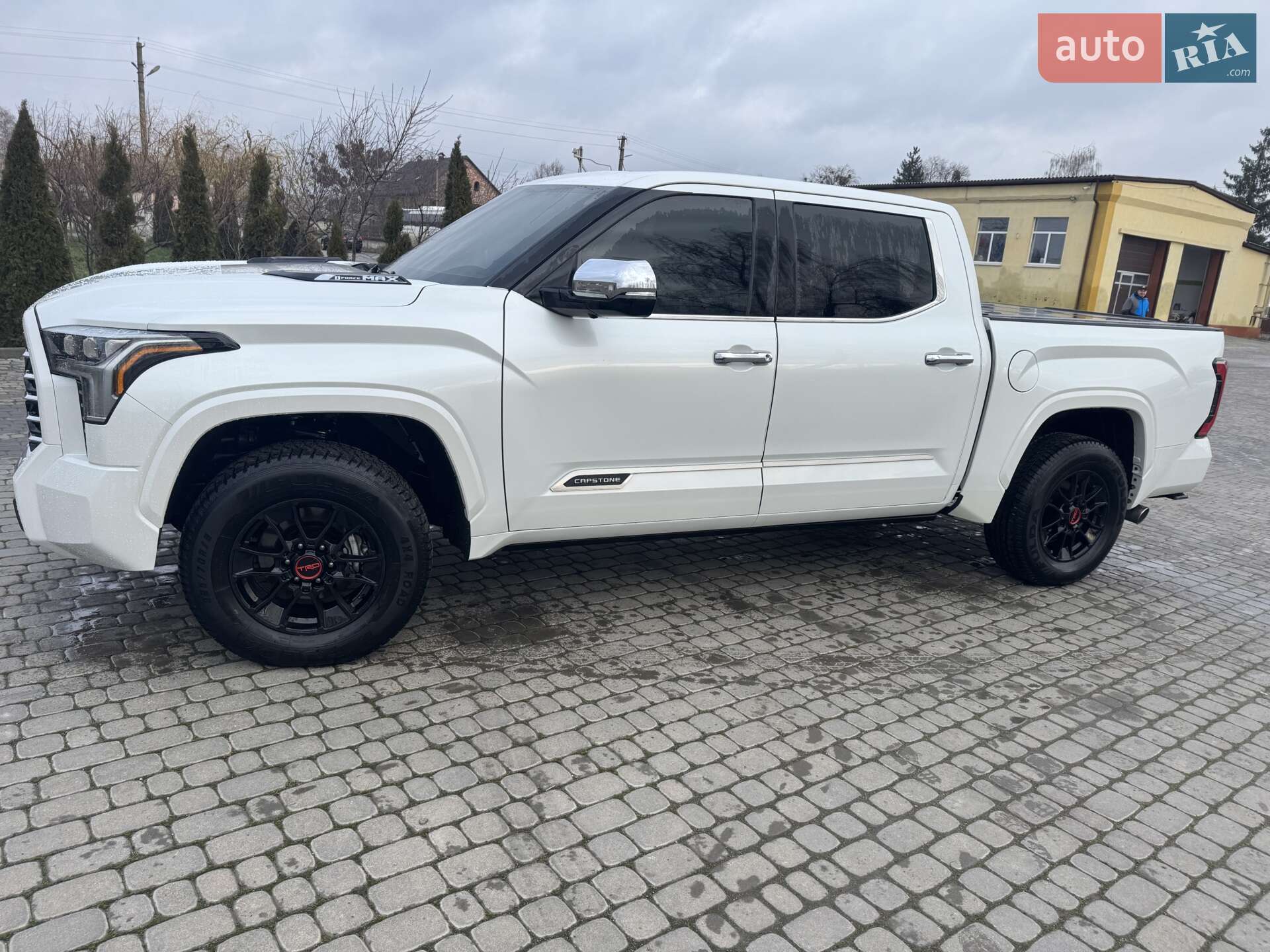 Toyota Tundra 2023 VIN 5TFVC5DB9PX030251 фото оголошення 3 з 35