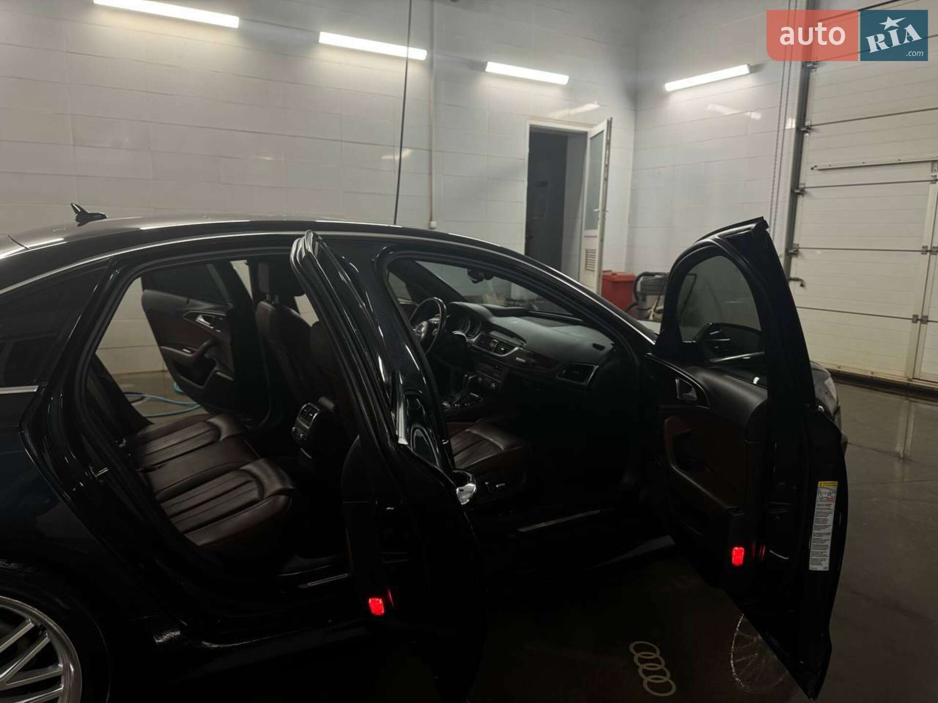 Audi A6 2017 VIN WAUH2AFC3HN127910 фото оголошення 8 з 50