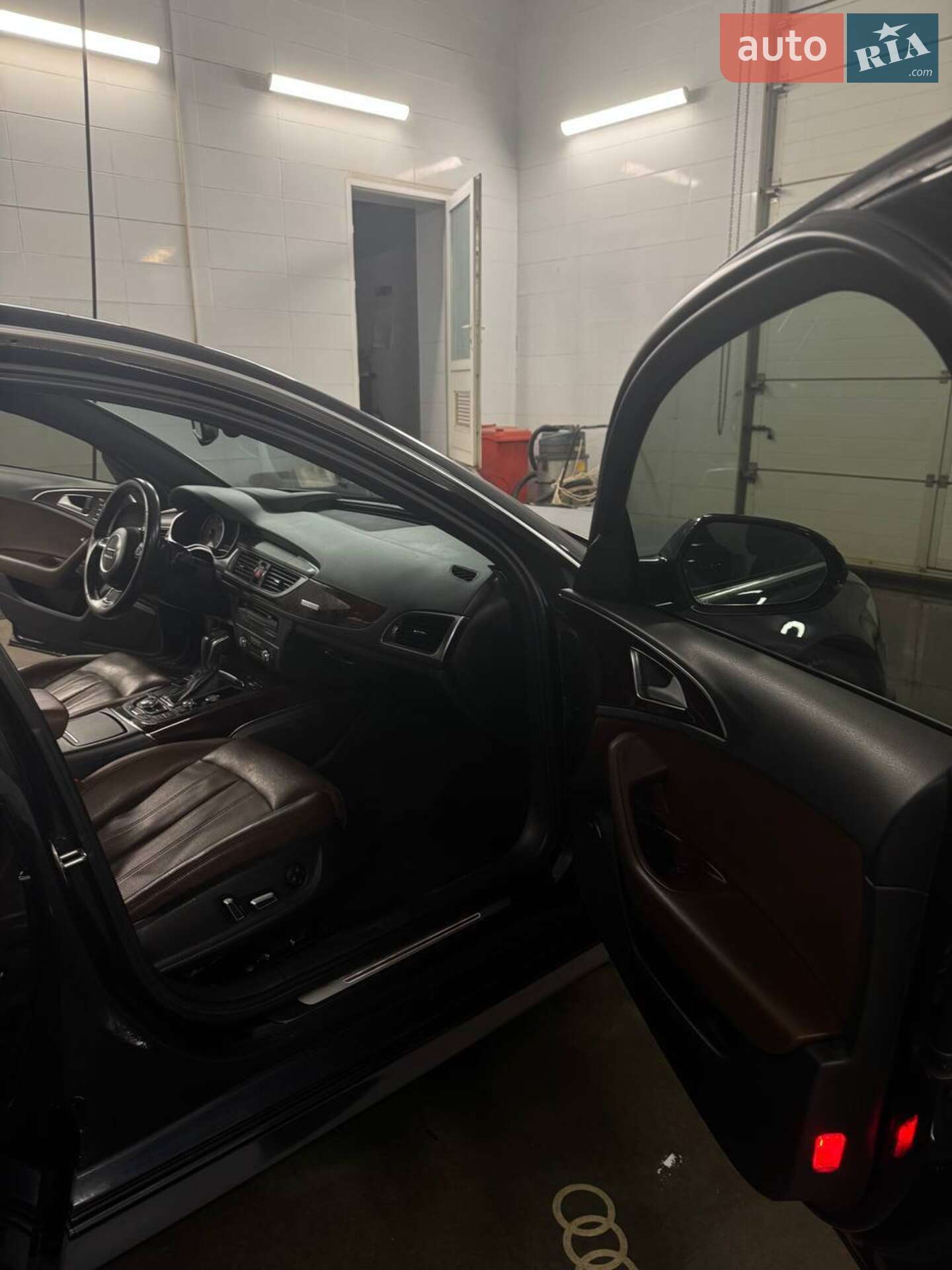 Audi A6 2017 VIN WAUH2AFC3HN127910 фото оголошення 9 з 50