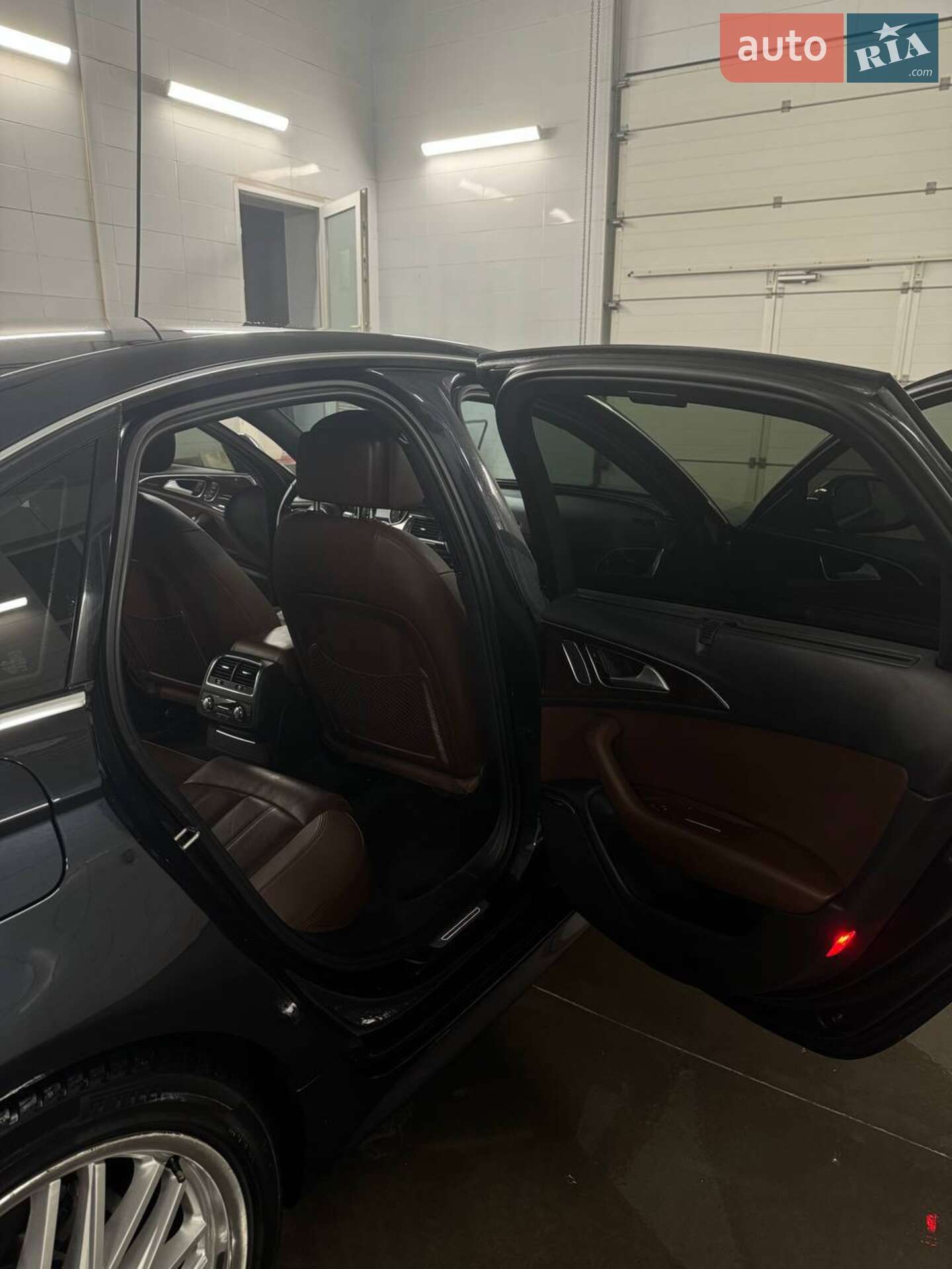 Audi A6 2017 VIN WAUH2AFC3HN127910 фото оголошення 10 з 50