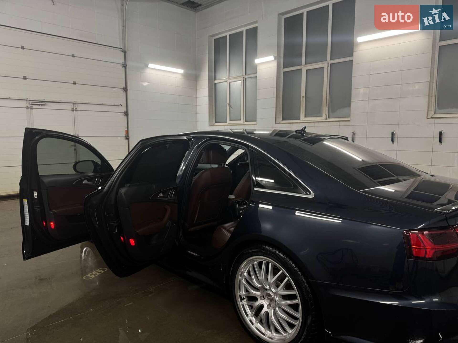 Audi A6 2017 VIN WAUH2AFC3HN127910 фото оголошення 12 з 50