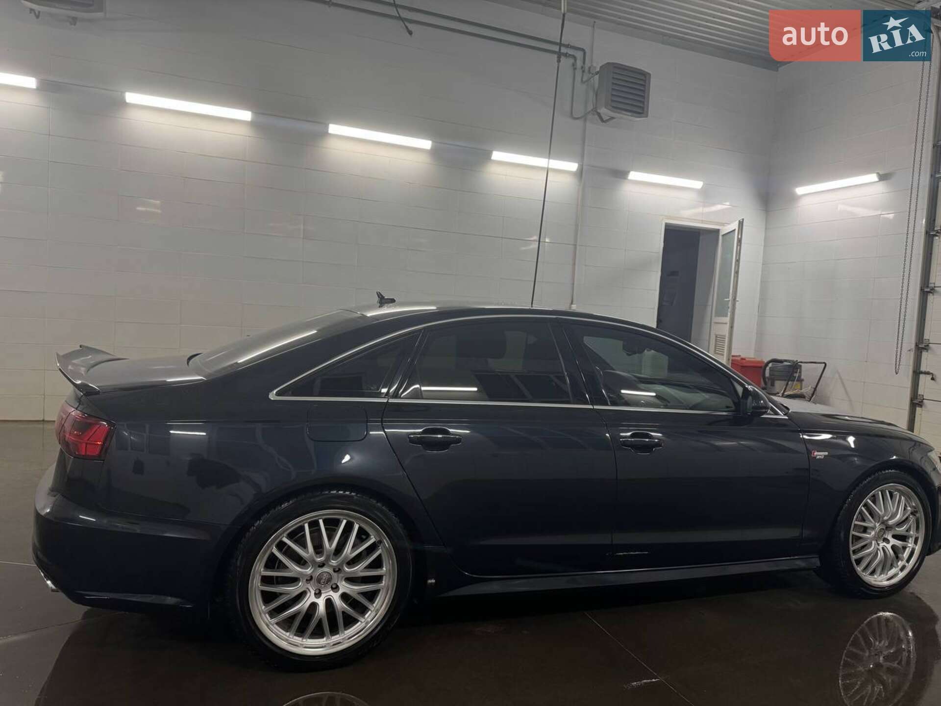 Audi A6 2017 VIN WAUH2AFC3HN127910 фото оголошення 39 з 50