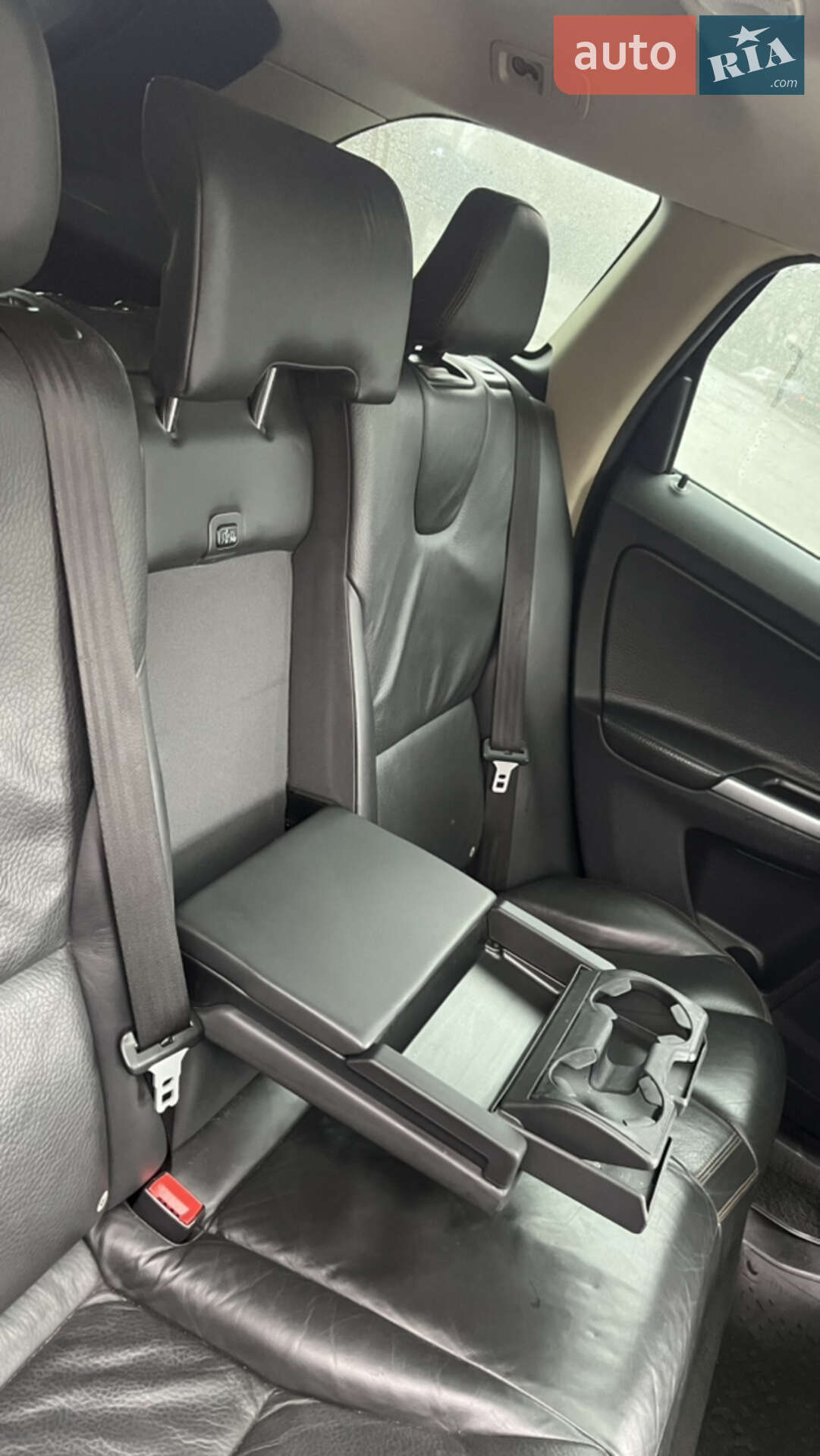 Volvo Xc60 2011 VIN YV4902DZ2B2201981 фото оголошення 33 з 45