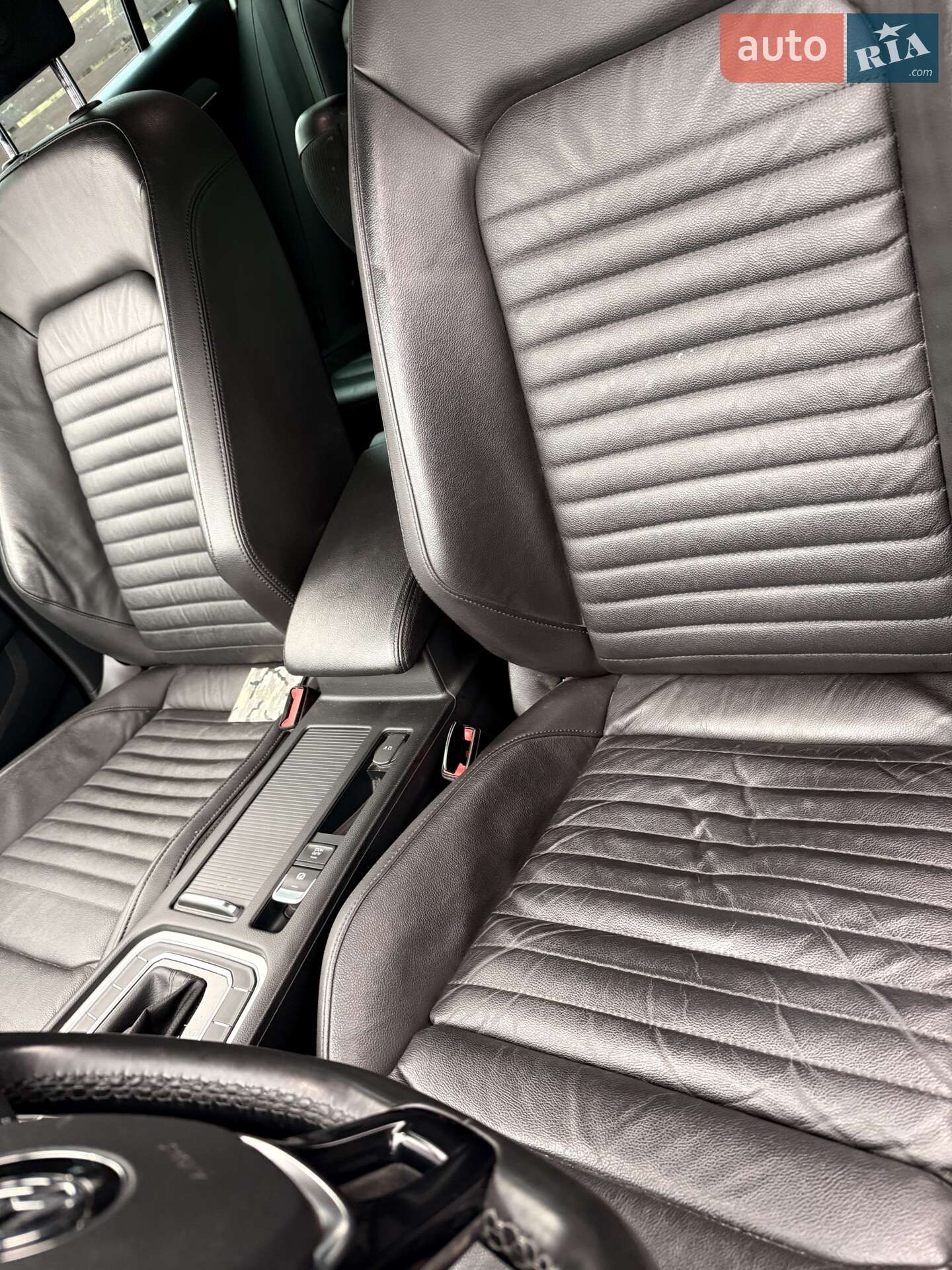 Volkswagen Passat 2019 VIN WVWZZZ3CZKE125721 фото оголошення 3 з 28