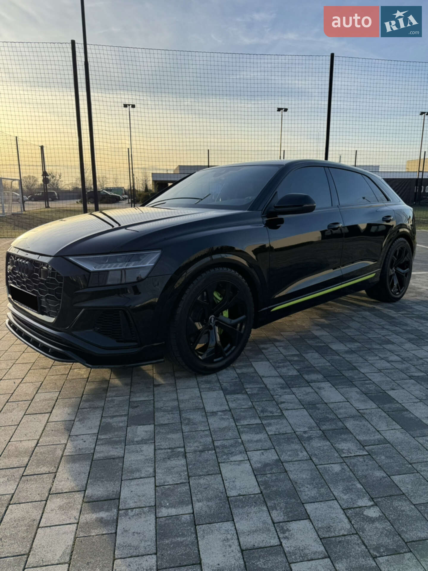 Audi SQ8 2021 VIN WAUZZZF13MD026007 фото оголошення 3 з 25