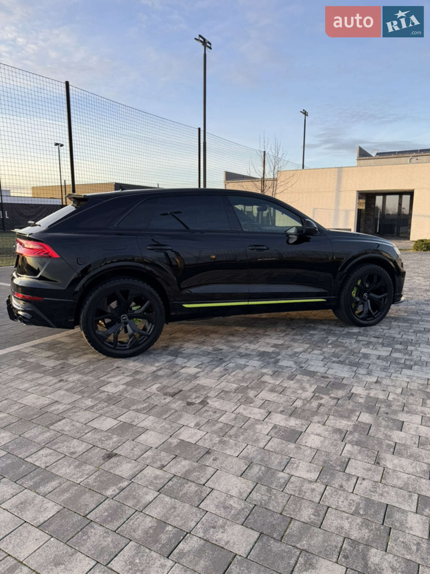 Audi SQ8 2021 VIN WAUZZZF13MD026007 фото оголошення 9 з 25