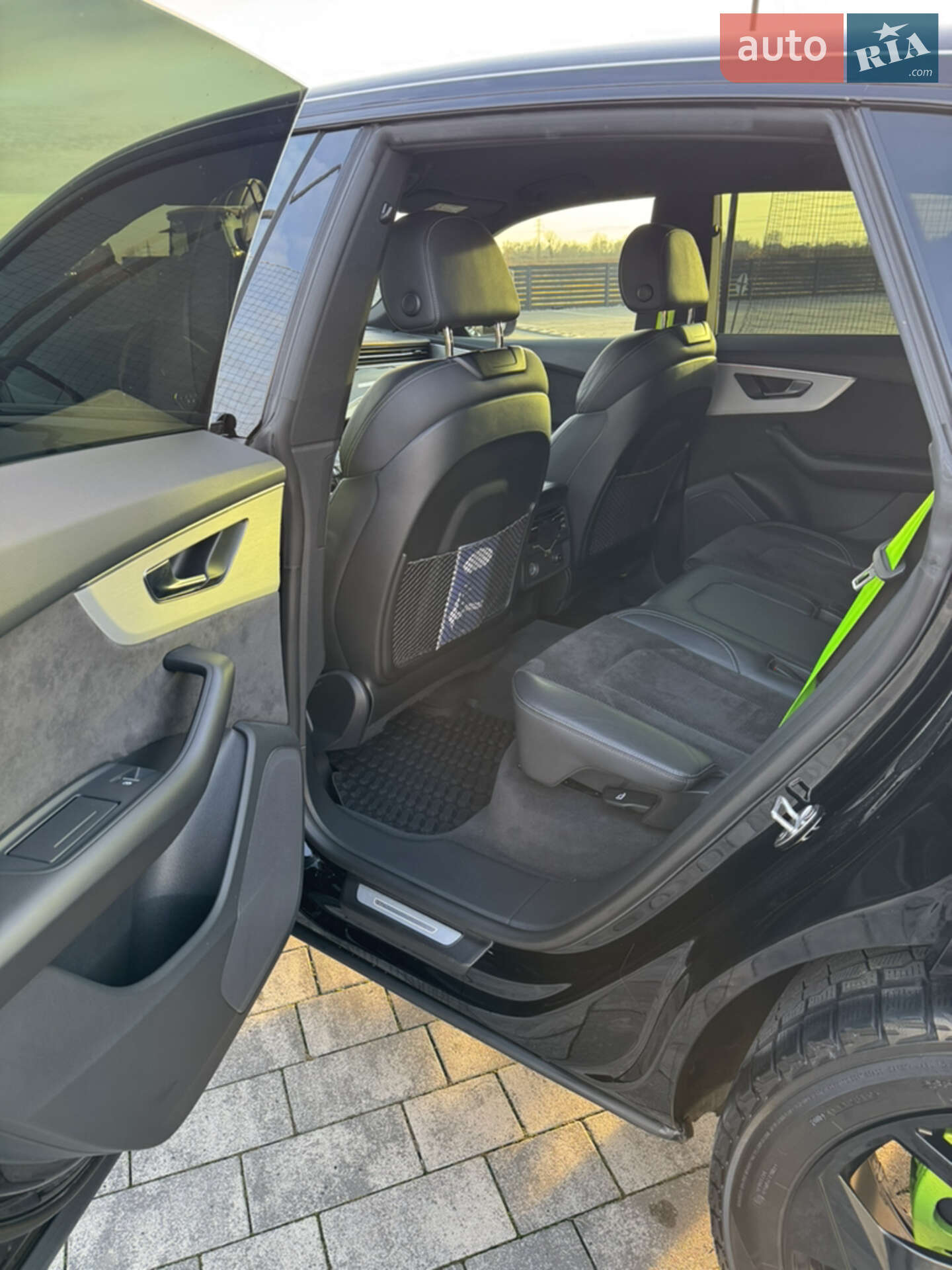 Audi SQ8 2021 VIN WAUZZZF13MD026007 фото оголошення 19 з 25