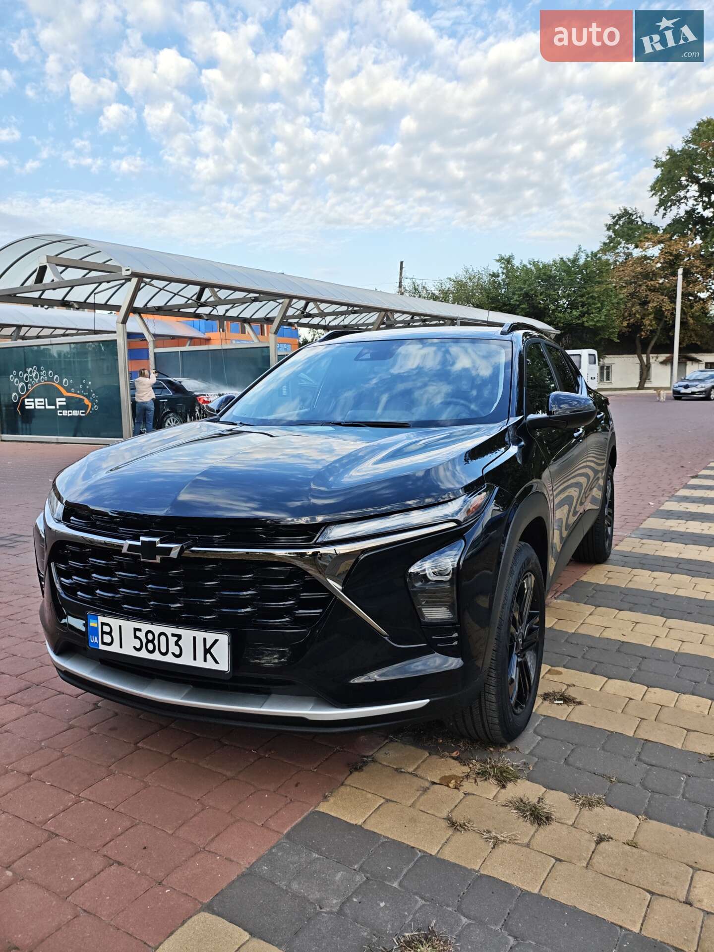 Chevrolet Trax 2024 VIN KL77LKEPXSC013182 фото оголошення 4 з 21