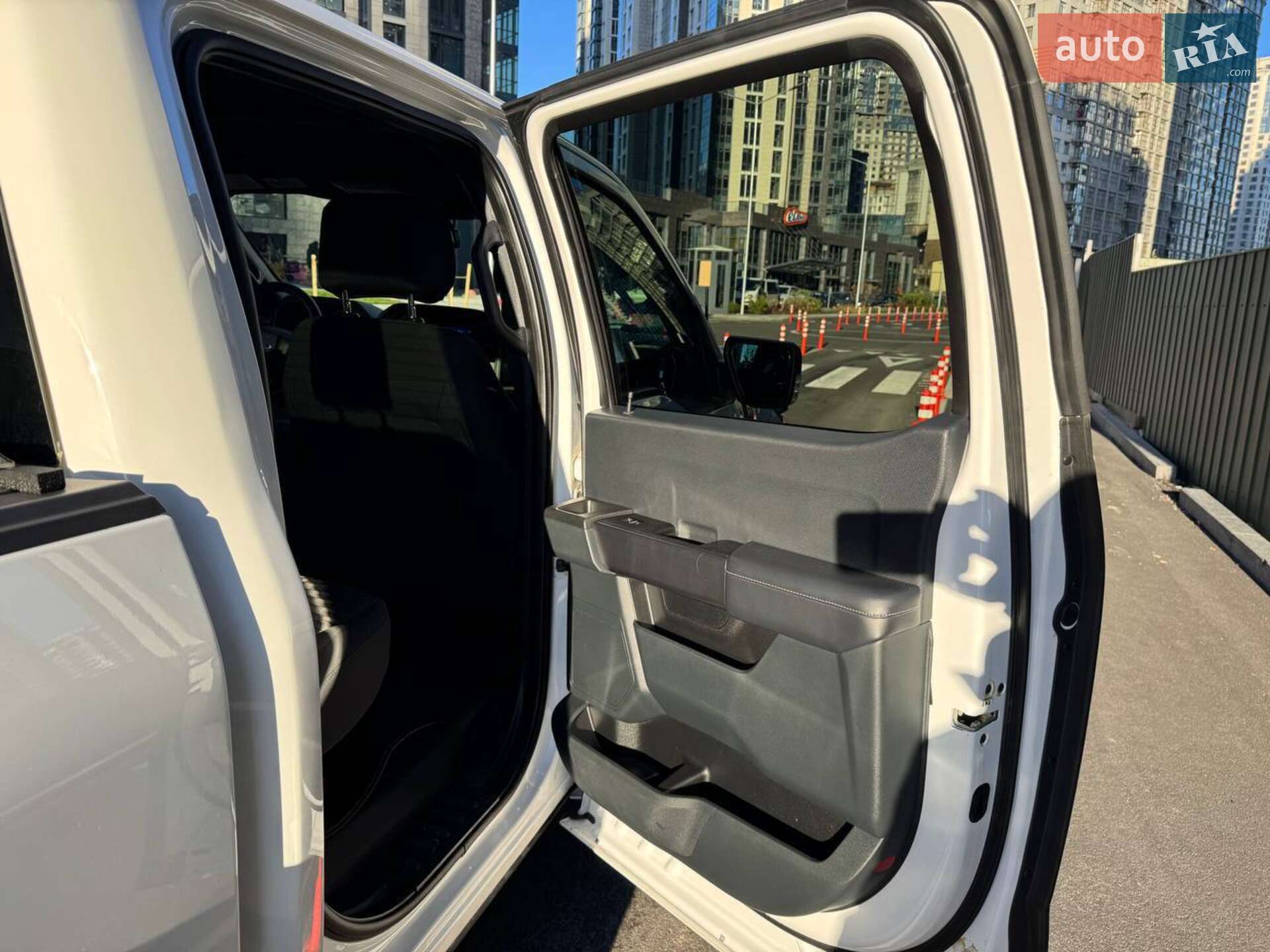 Ford F-150 2021 VIN 1FTFW1E56MFA71046 фото оголошення 42 з 48