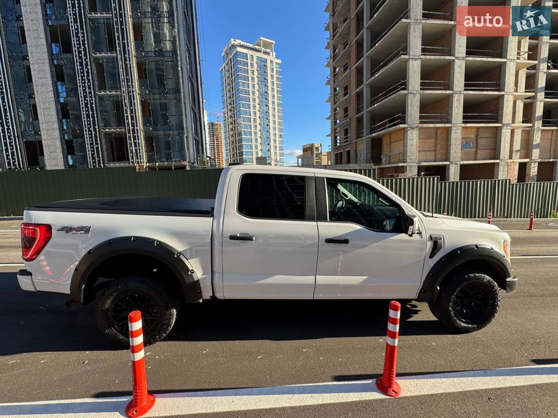 Ford F-150 2021 VIN 1FTFW1E56MFA71046 фото оголошення 8 з 48