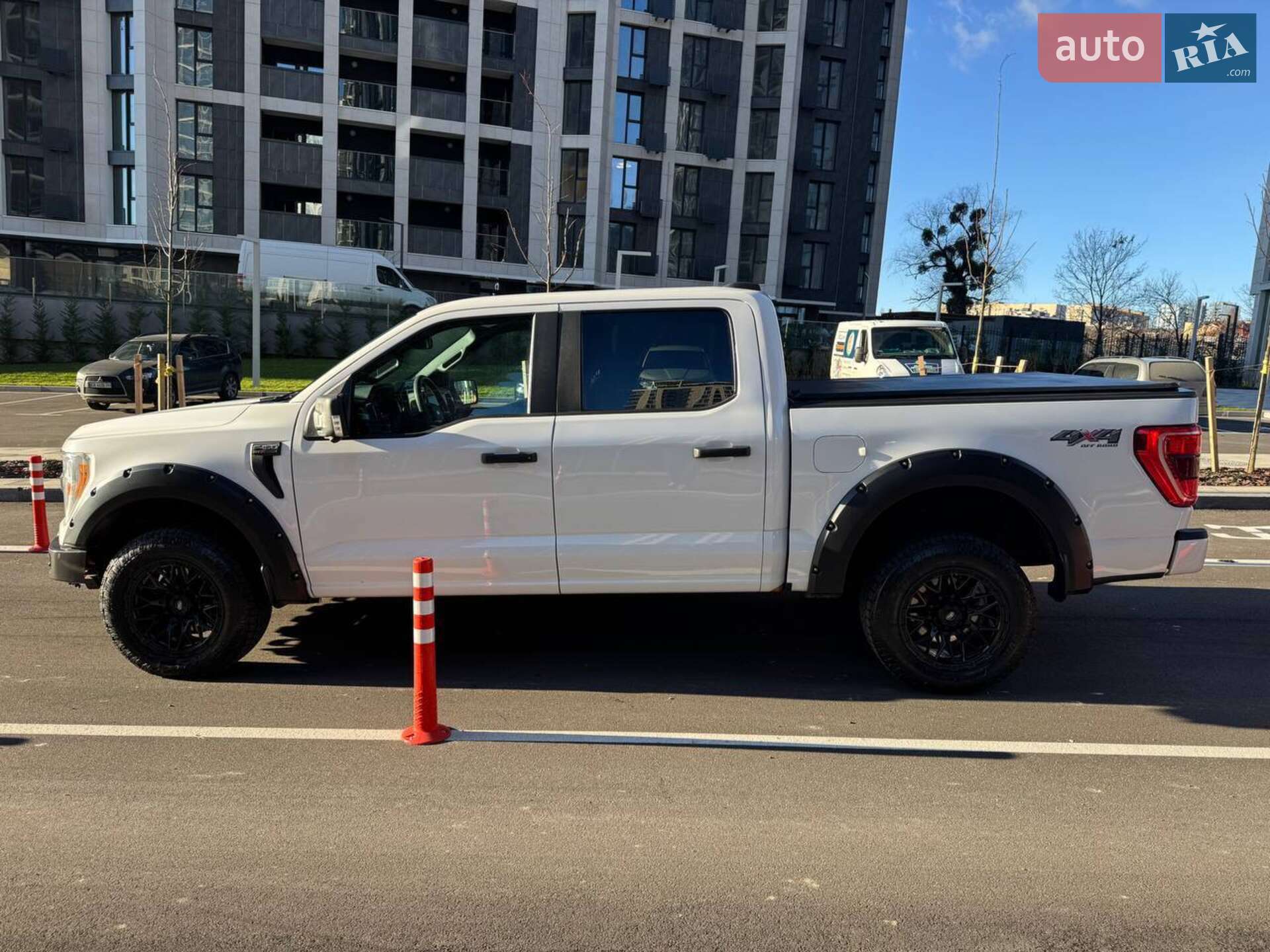 Ford F-150 2021 VIN 1FTFW1E56MFA71046 фото оголошення 5 з 48