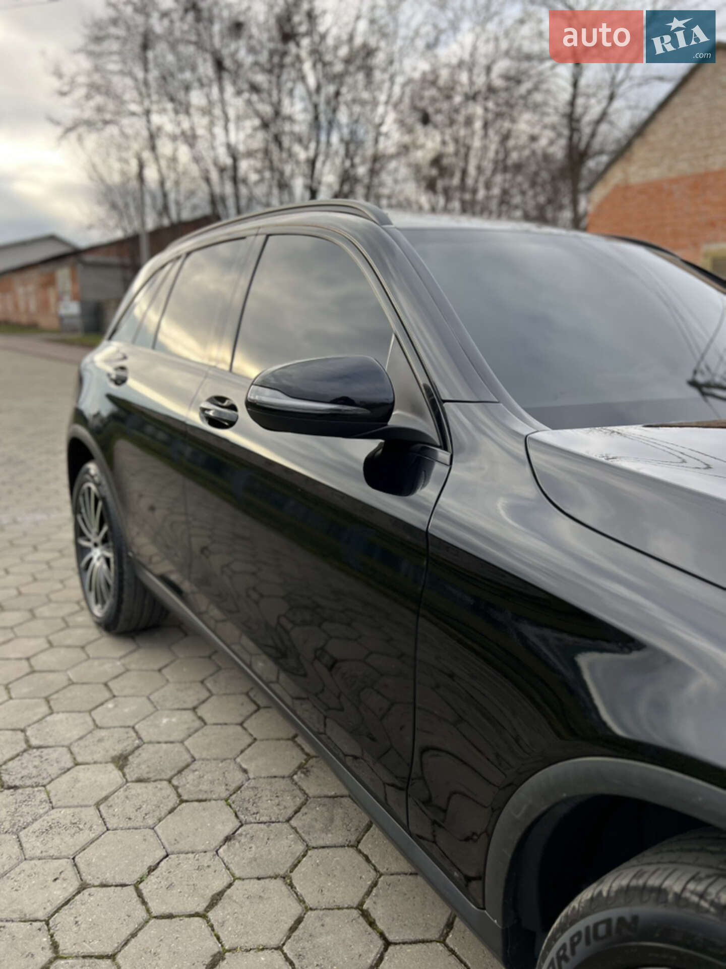 Mercedes-Benz GLC-Class 2019 VIN WDC0G4JBXKV179604 фото оголошення 4 з 61