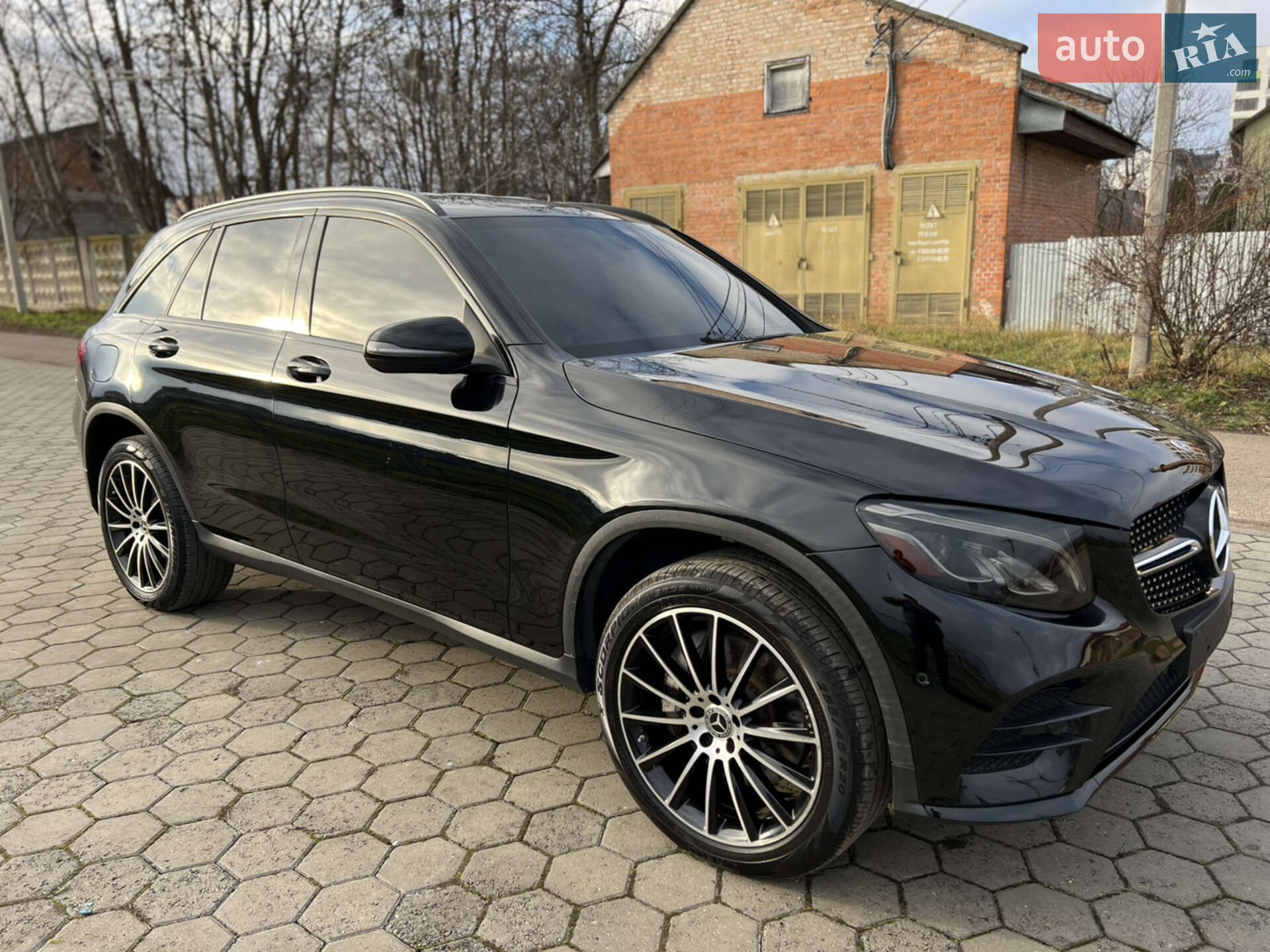 Mercedes-Benz GLC-Class 2019 VIN WDC0G4JBXKV179604 фото оголошення 12 з 61