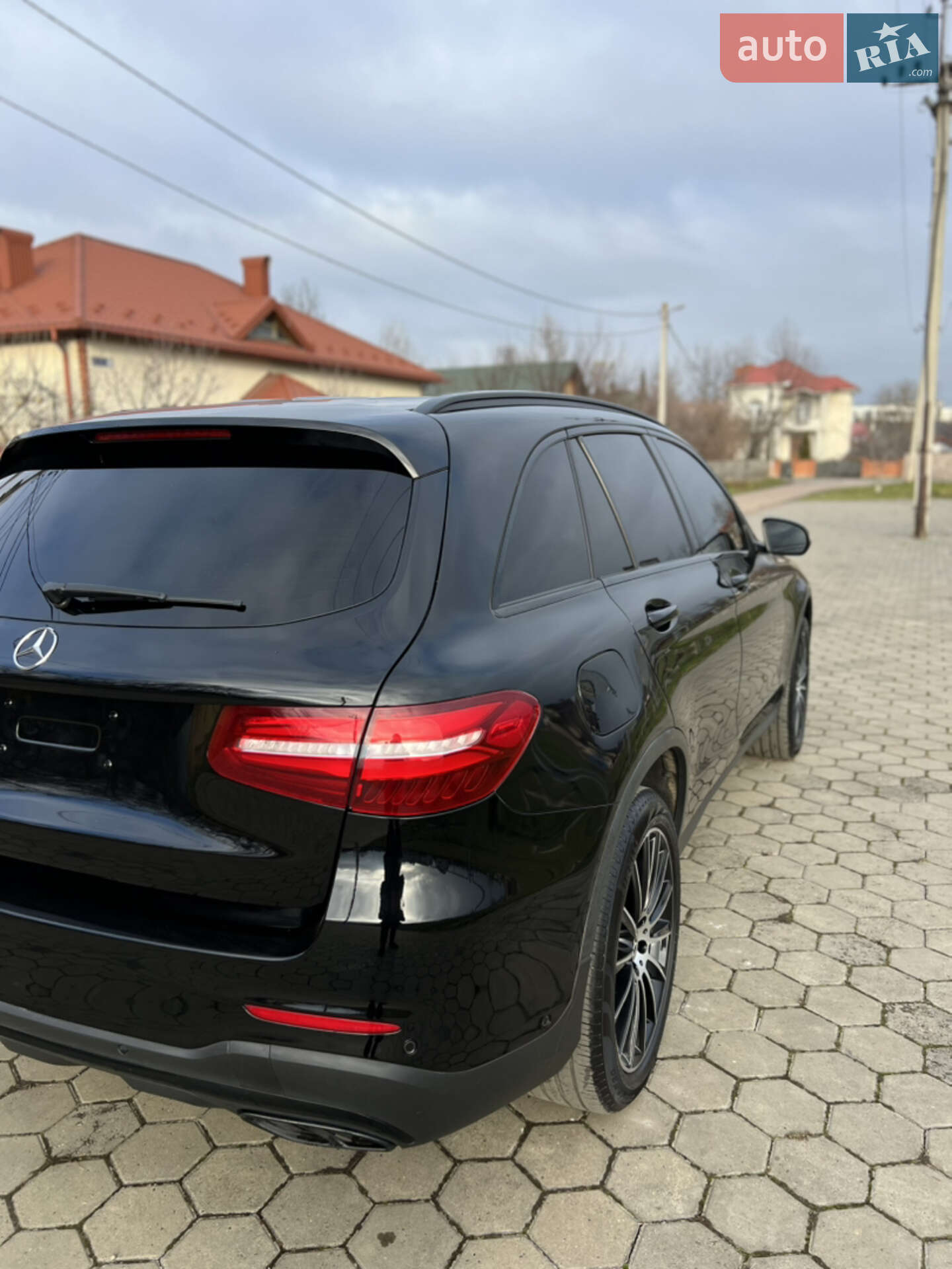 Mercedes-Benz GLC-Class 2019 VIN WDC0G4JBXKV179604 фото оголошення 17 з 61