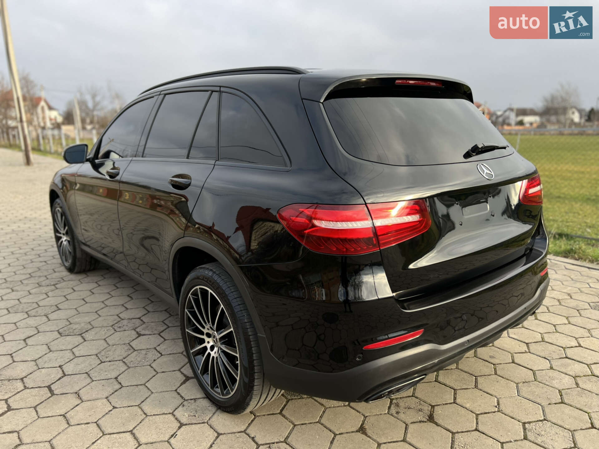 Mercedes-Benz GLC-Class 2019 VIN WDC0G4JBXKV179604 фото оголошення 18 з 61