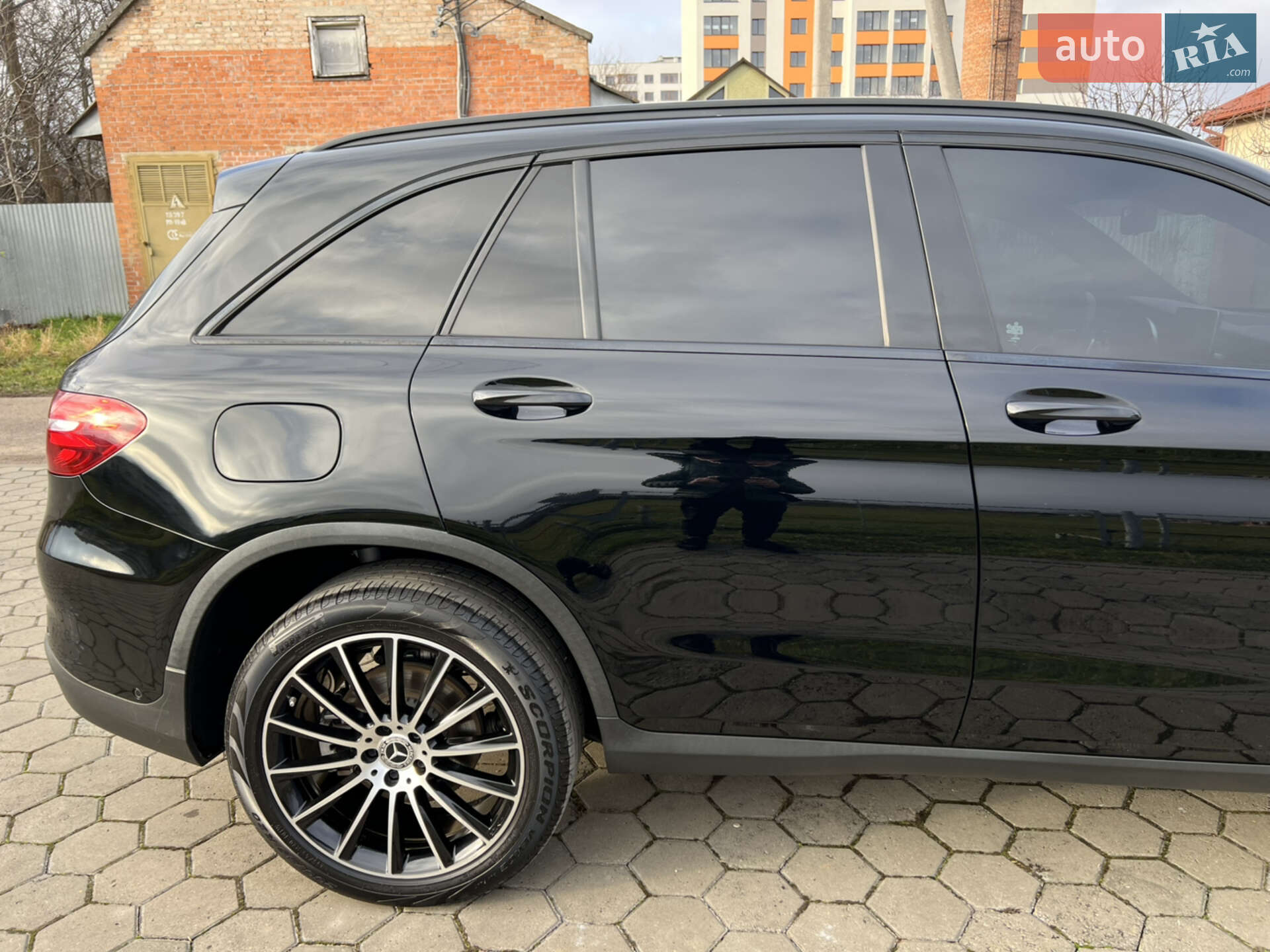 Mercedes-Benz GLC-Class 2019 VIN WDC0G4JBXKV179604 фото оголошення 23 з 61
