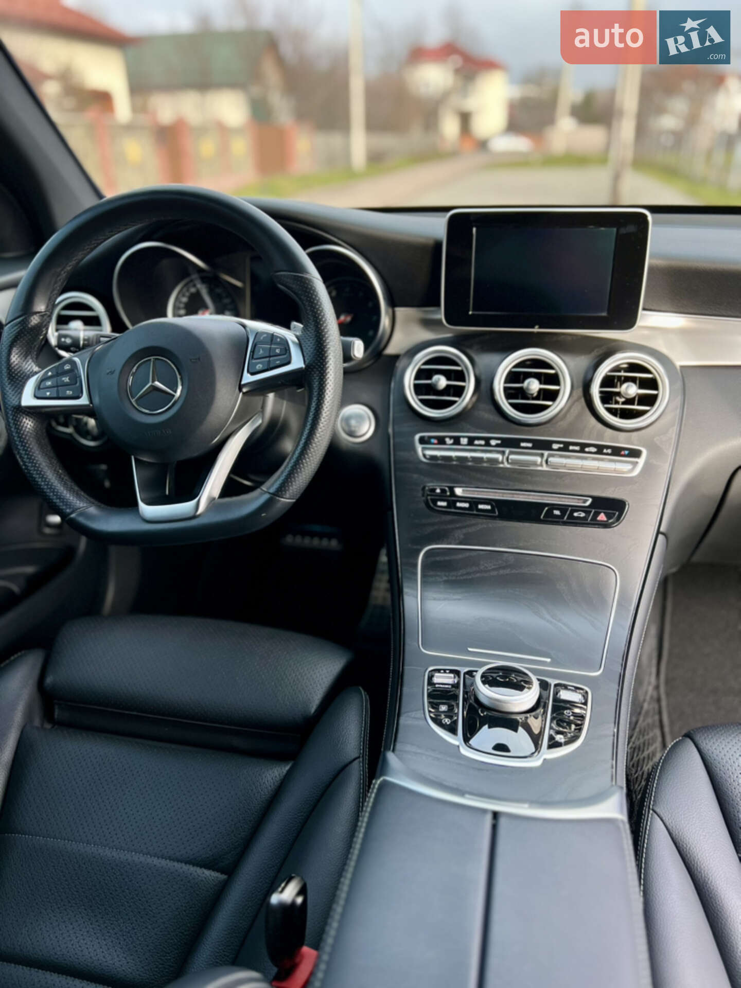 Mercedes-Benz GLC-Class 2019 VIN WDC0G4JBXKV179604 фото оголошення 28 з 61