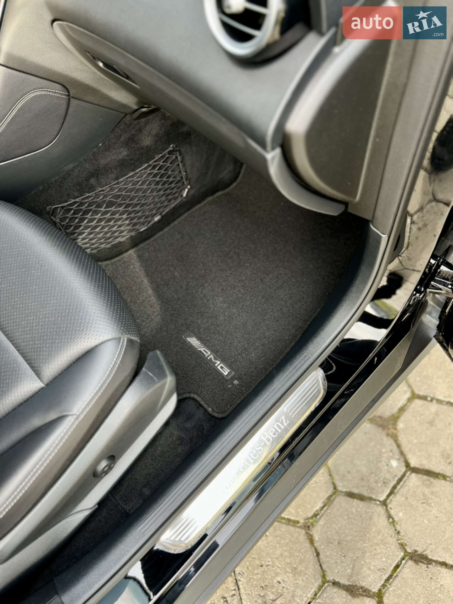 Mercedes-Benz GLC-Class 2019 VIN WDC0G4JBXKV179604 фото оголошення 30 з 61