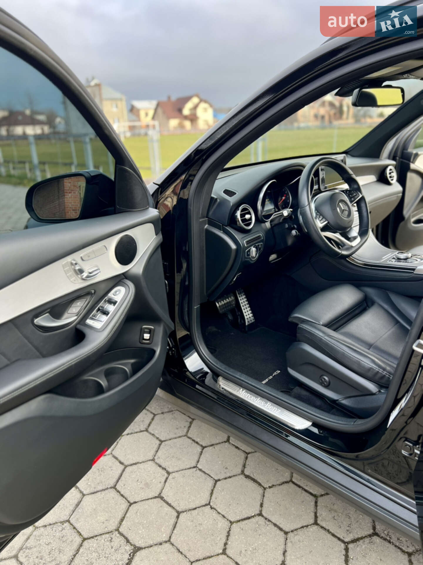 Mercedes-Benz GLC-Class 2019 VIN WDC0G4JBXKV179604 фото оголошення 32 з 61