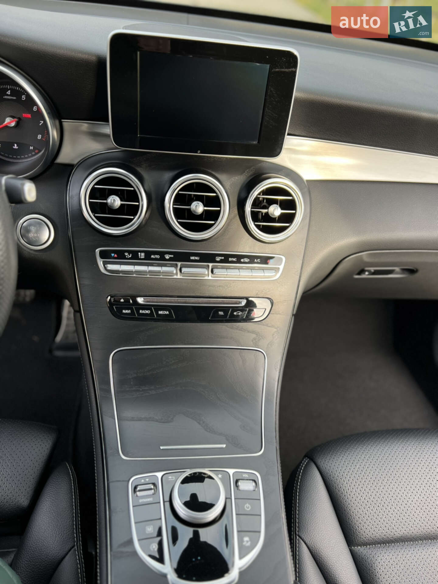 Mercedes-Benz GLC-Class 2019 VIN WDC0G4JBXKV179604 фото оголошення 35 з 61