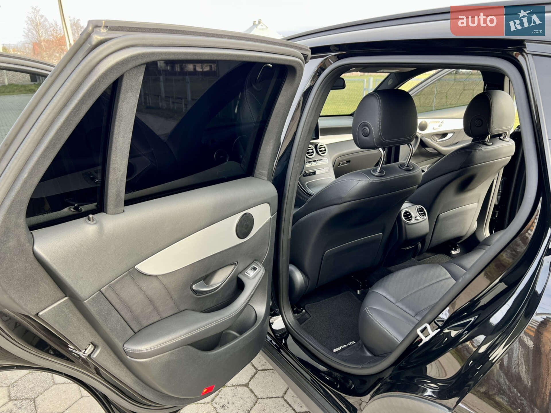 Mercedes-Benz GLC-Class 2019 VIN WDC0G4JBXKV179604 фото оголошення 37 з 61