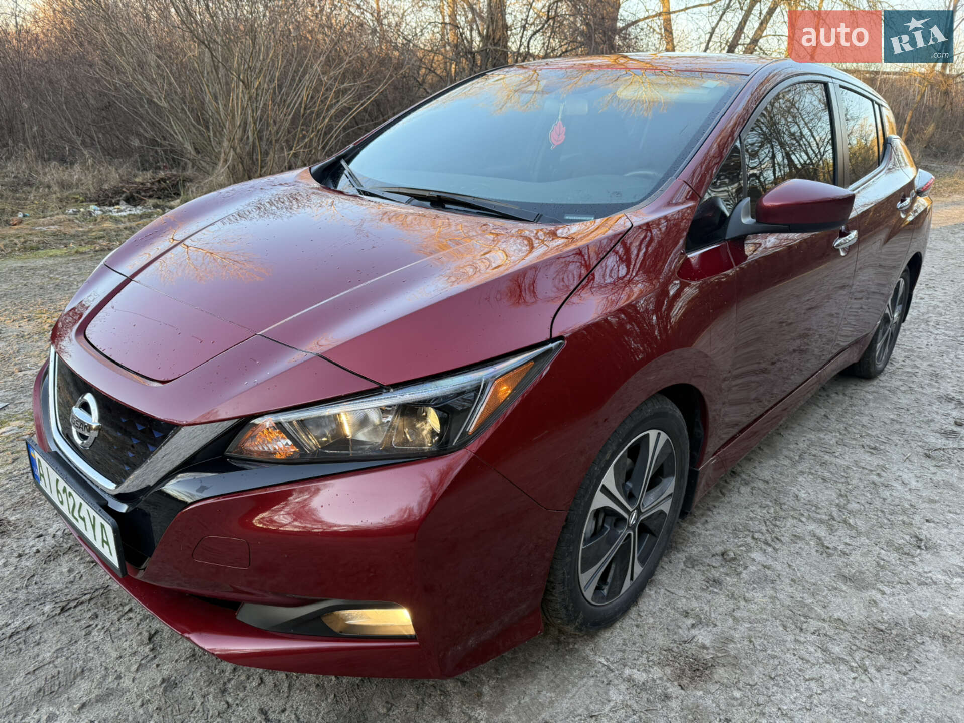 Nissan Leaf 2020 VIN 1N4AZ1CPXLC304129 фото оголошення 2 з 44