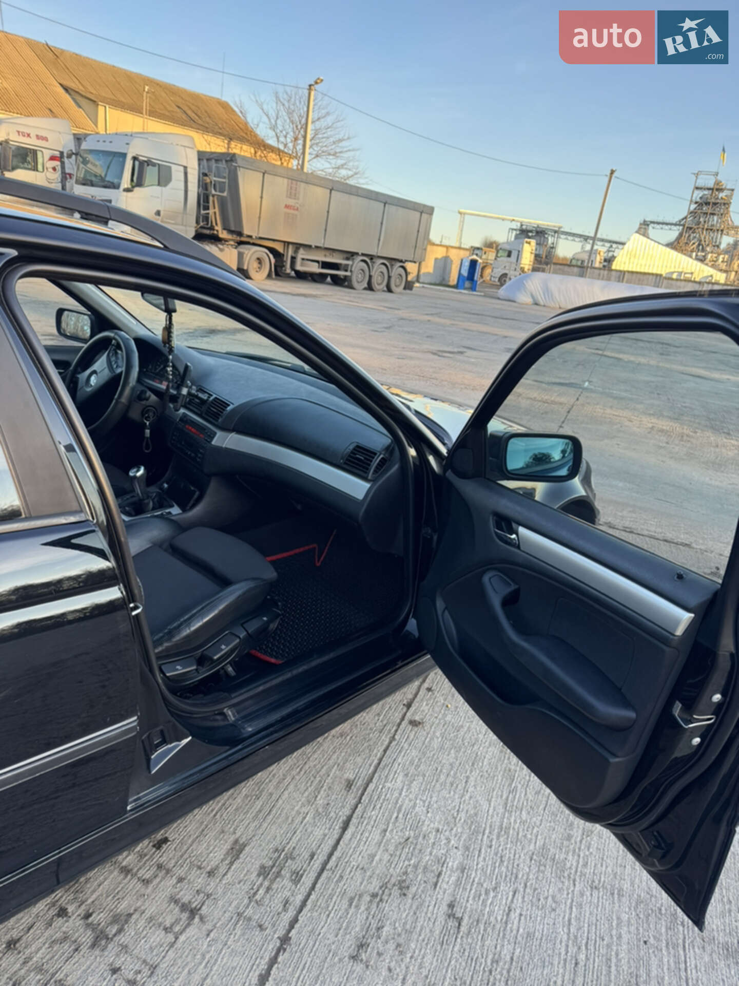 BMW 3 Series 2002 VIN WBAAP71070JL36985 фото оголошення 32 з 33