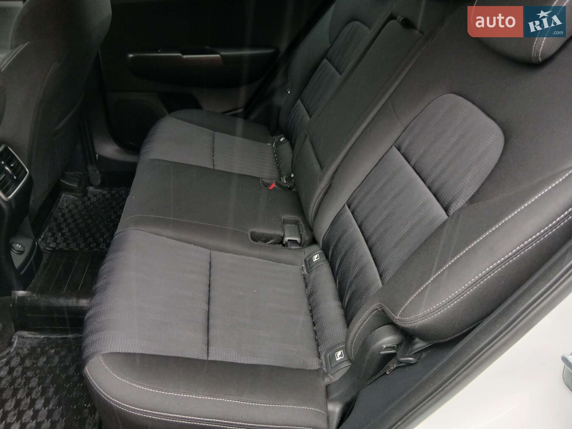 Kia Sportage 2021 VIN U5YPG814AML046483 фото оголошення 40 з 43