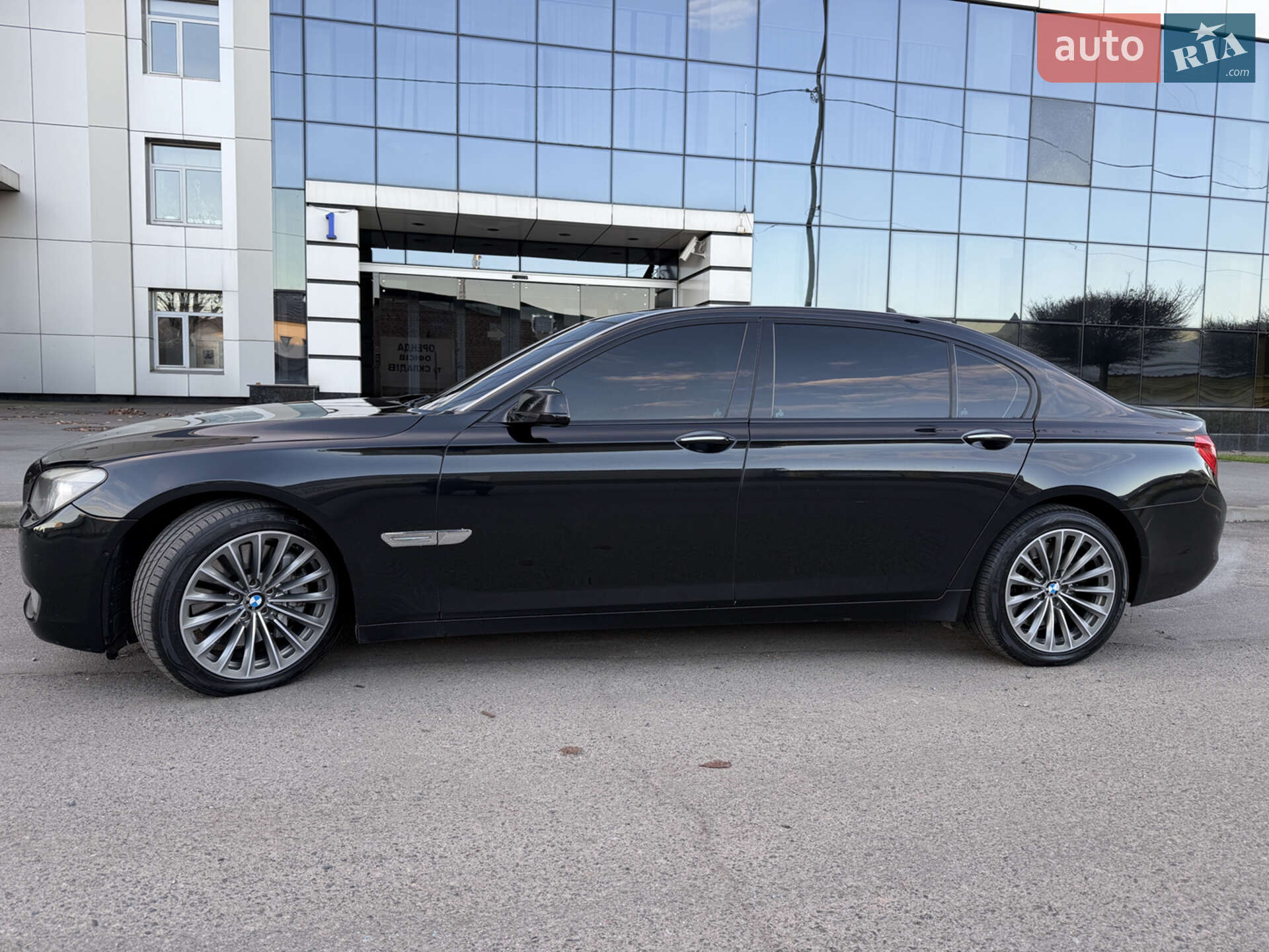 BMW 7 Series 2008 VIN WBAKB81060CY50260 фото оголошення 11 з 72