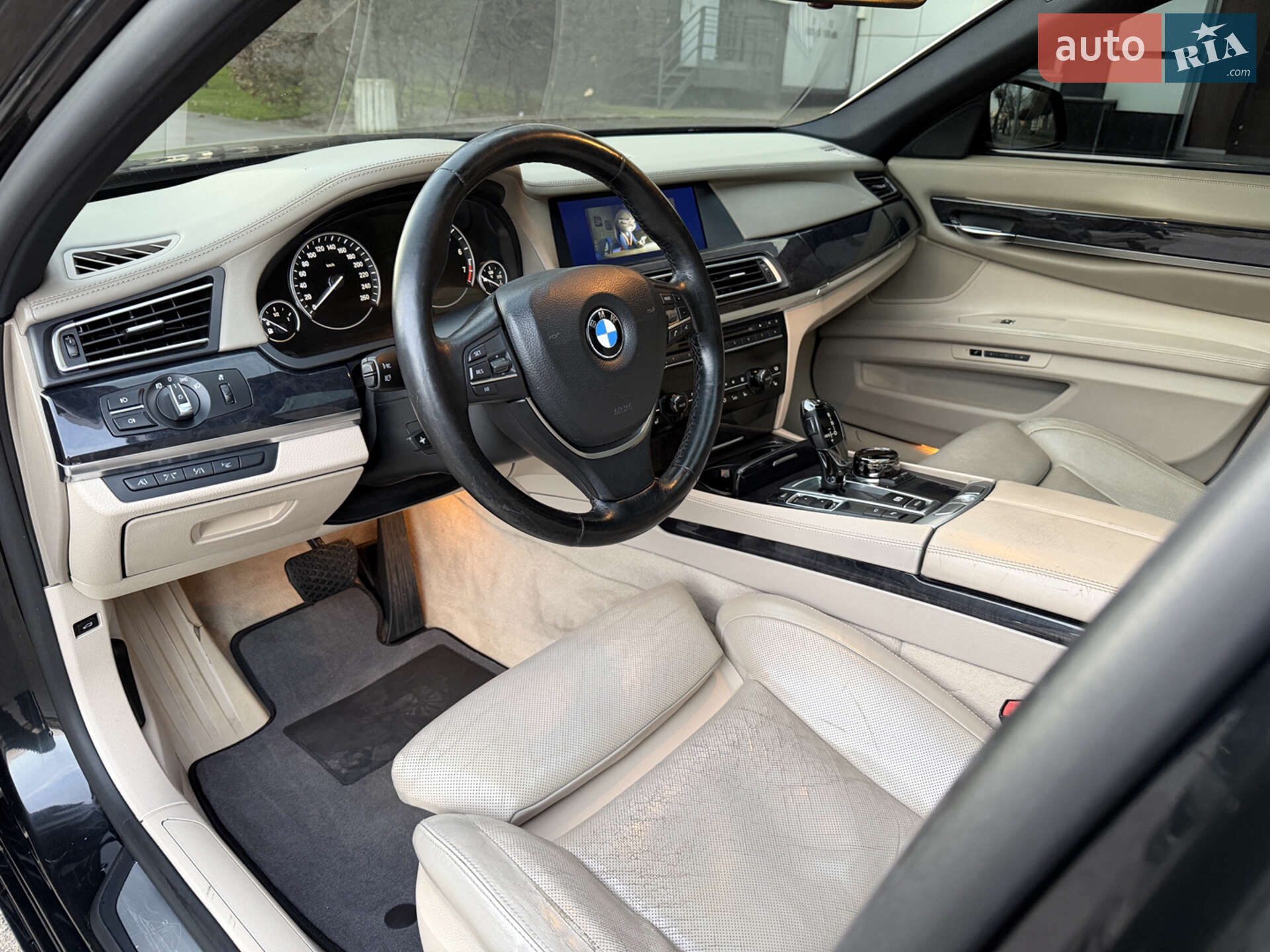 BMW 7 Series 2008 VIN WBAKB81060CY50260 фото оголошення 23 з 72