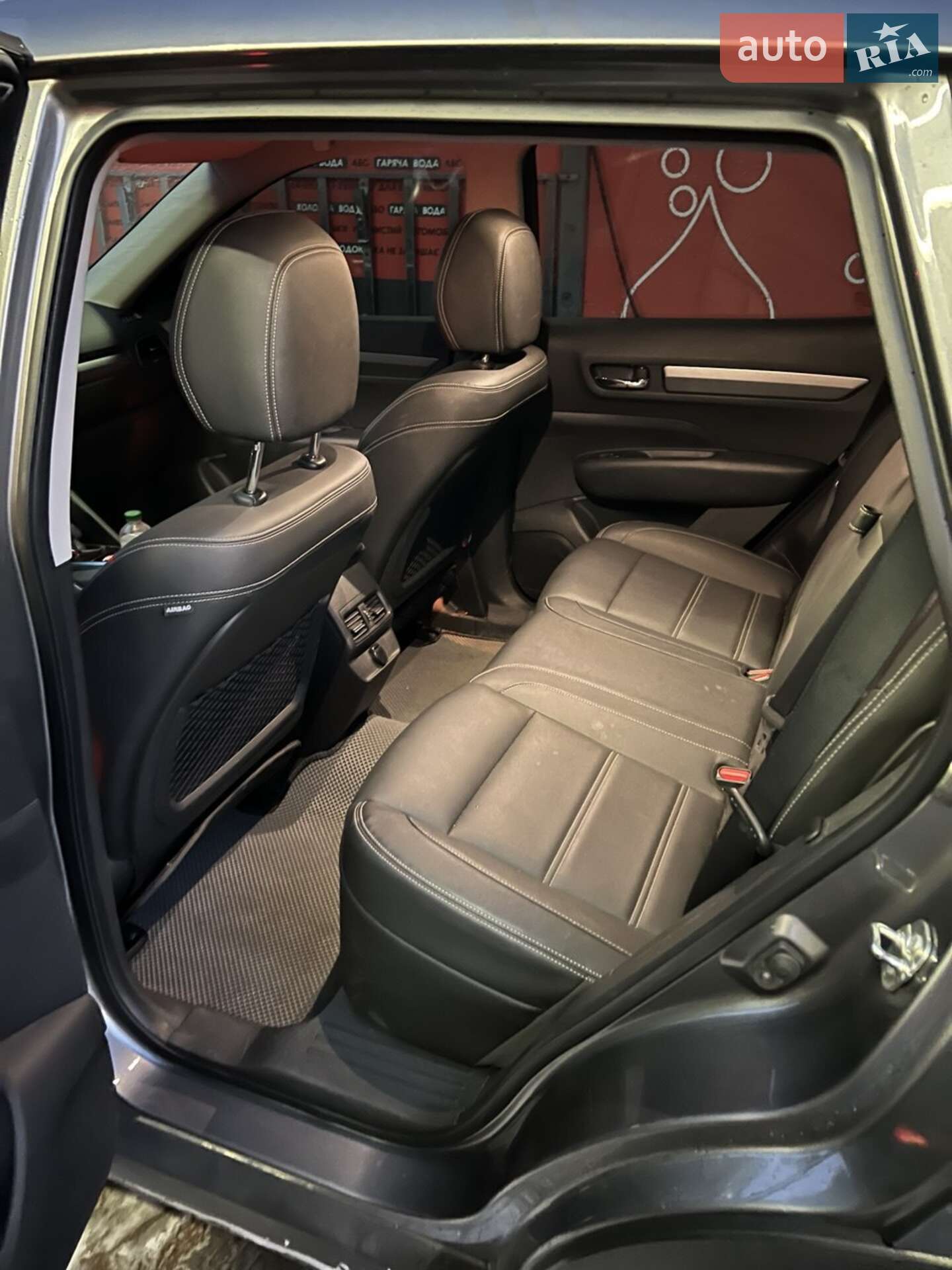 Renault Koleos 2019 VIN KNME5C2C8LP008648 фото оголошення 4 з 13