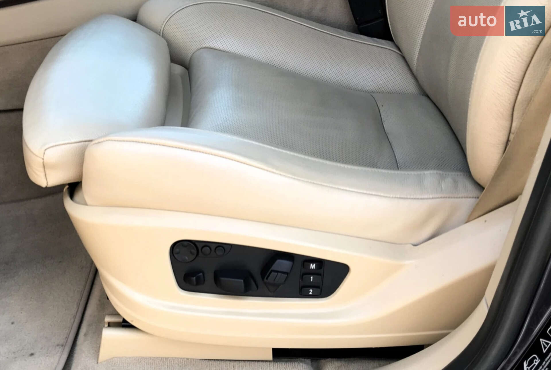 BMW X6 2011 VIN 5UXFG2C51BLX08668 фото оголошення 4 з 31