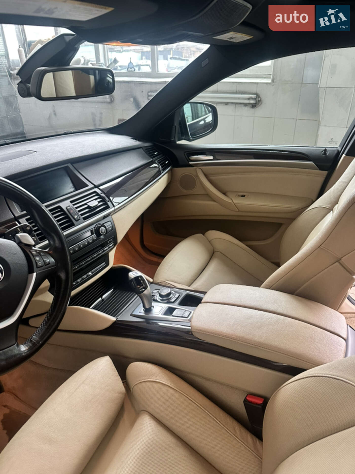 BMW X6 2011 VIN 5UXFG2C51BLX08668 фото оголошення 16 з 31