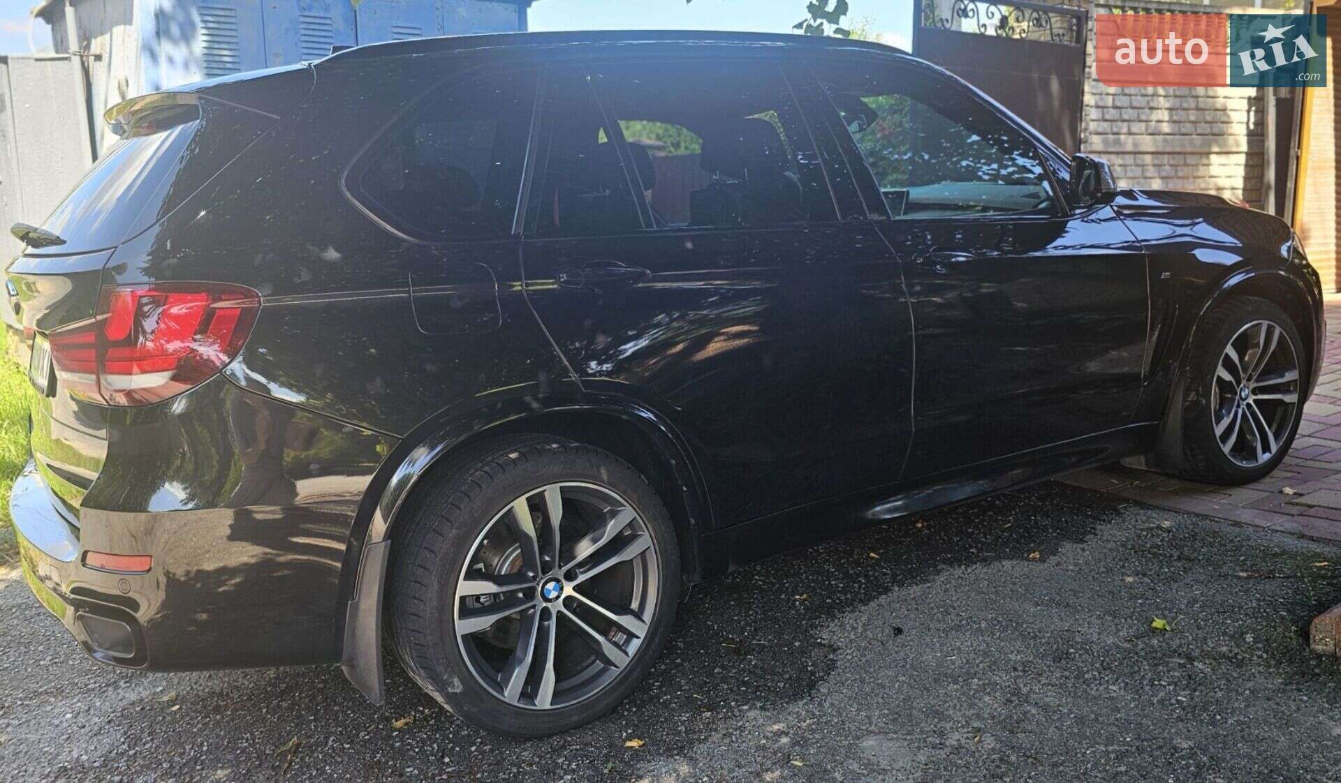 BMW X5 2015 VIN WBAKS810X00M50378 фото оголошення 18 з 52