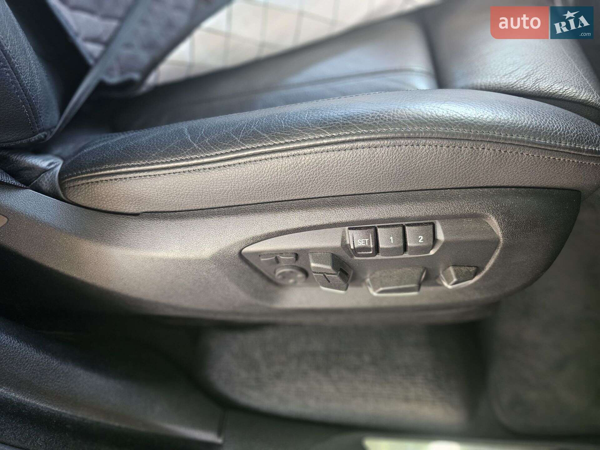 BMW X5 2015 VIN WBAKS810X00M50378 фото оголошення 30 з 52