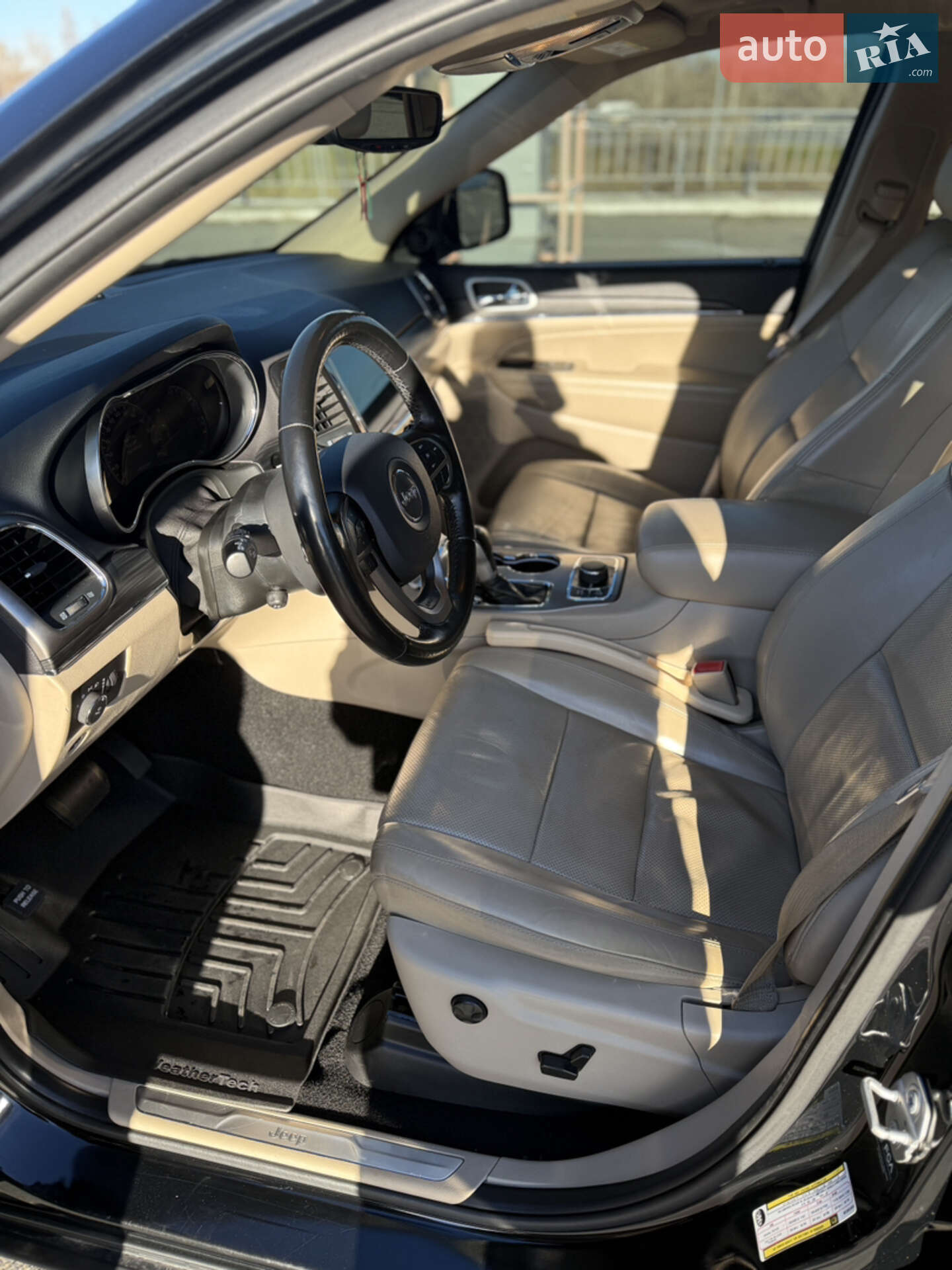 Jeep Grand Cherokee 2021 VIN 1C4RJFBG5MC665482 фото оголошення 29 з 47