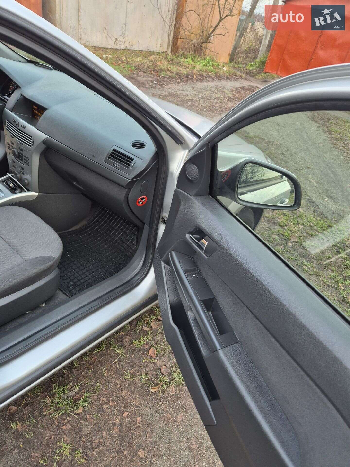 Opel Astra 2011 VIN W0L0AHL48C2022985 фото оголошення 18 з 29