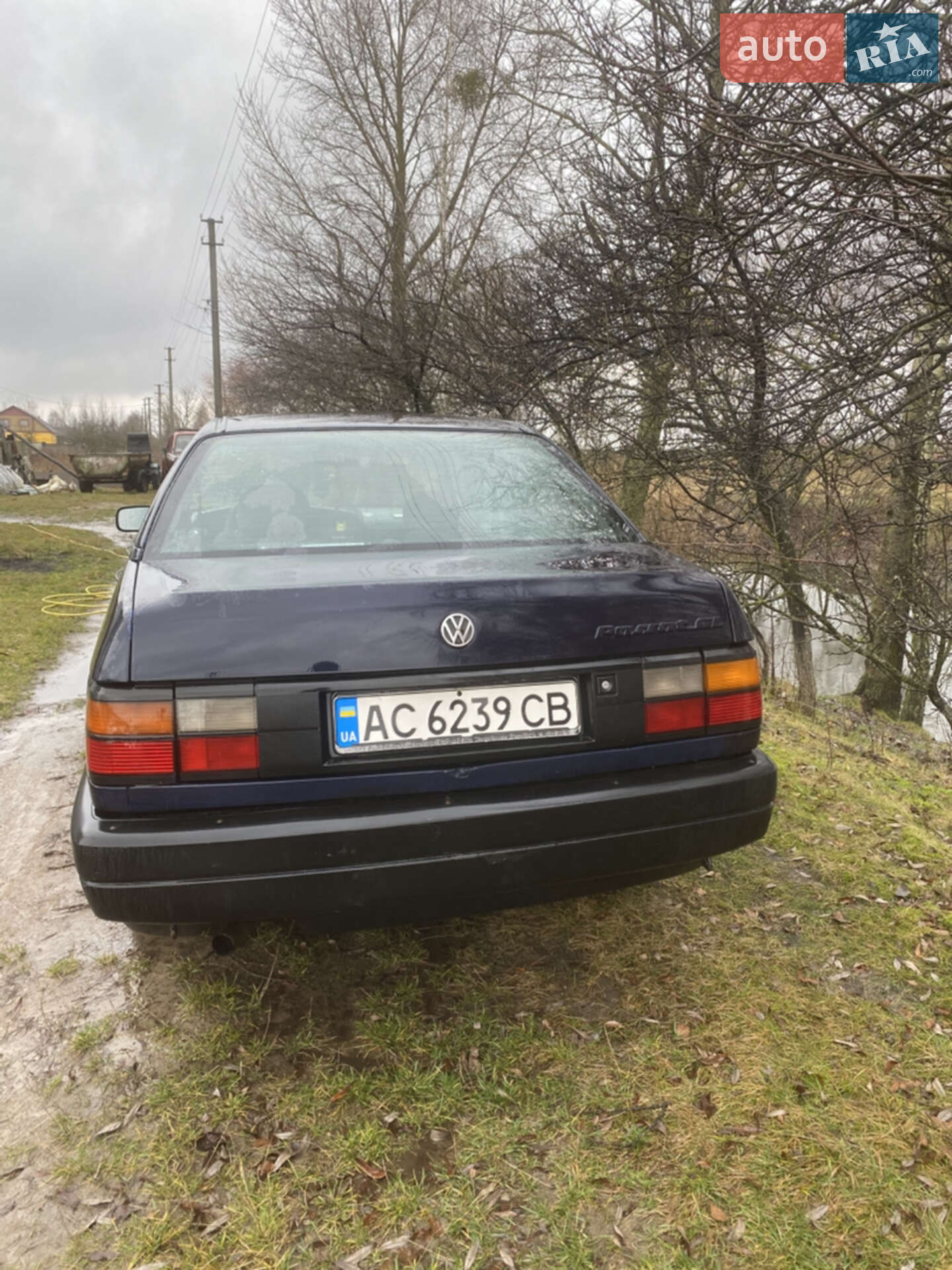 Volkswagen Passat 1989 VIN WVWZZZ31ZKE024871 фото оголошення 3 з 8