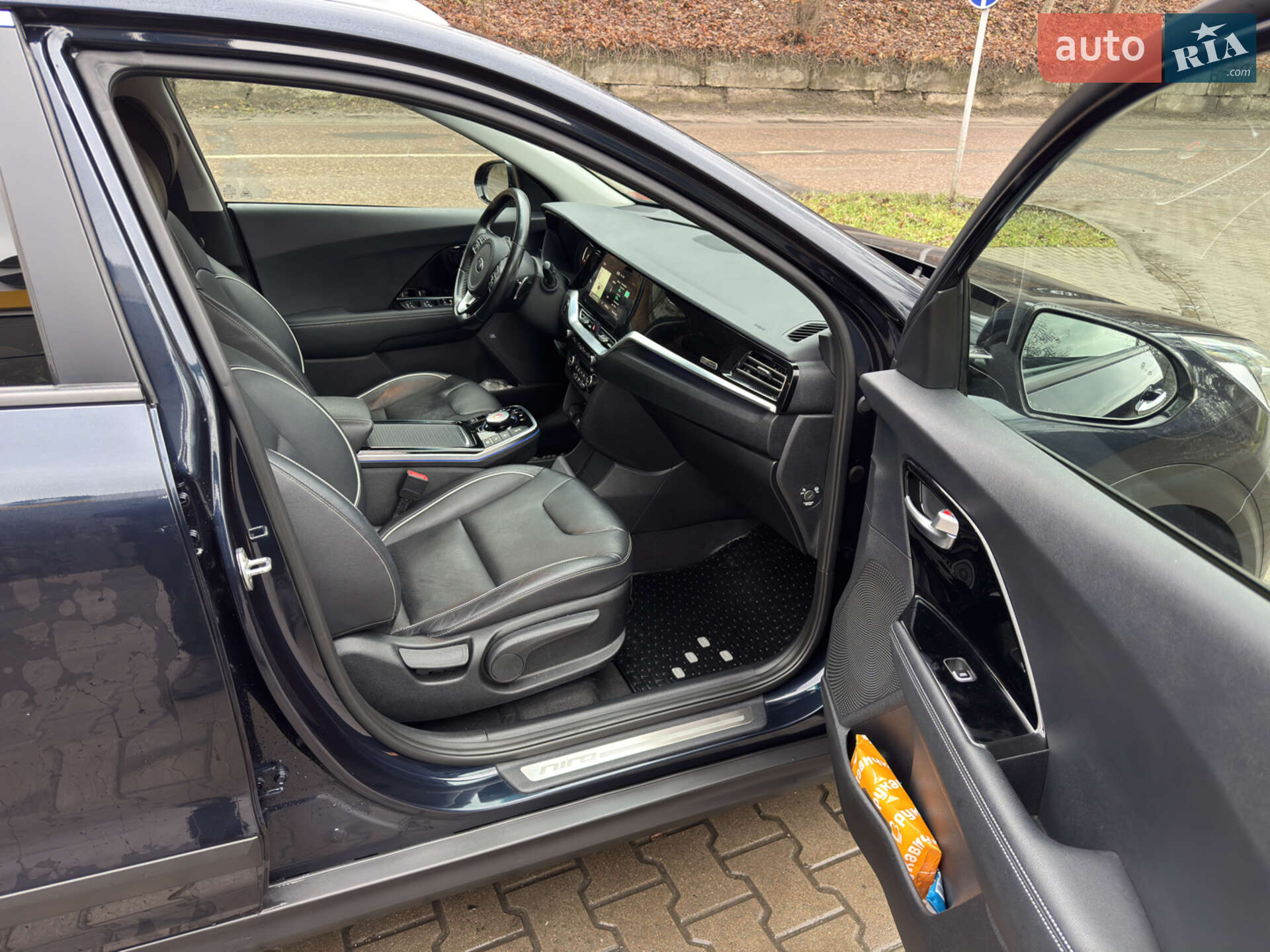 Kia Niro 2020 VIN KNACC81GFL5037948 фото оголошення 4 з 17