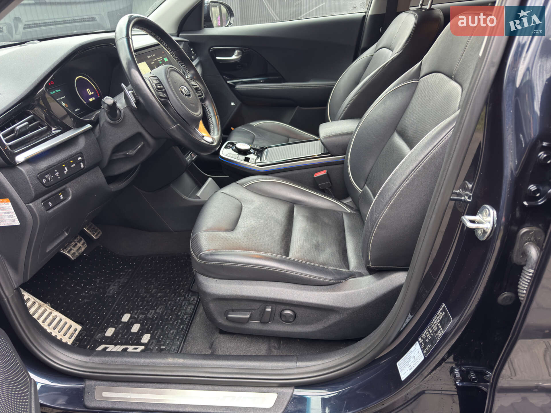 Kia Niro 2020 VIN KNACC81GFL5037948 фото оголошення 9 з 17