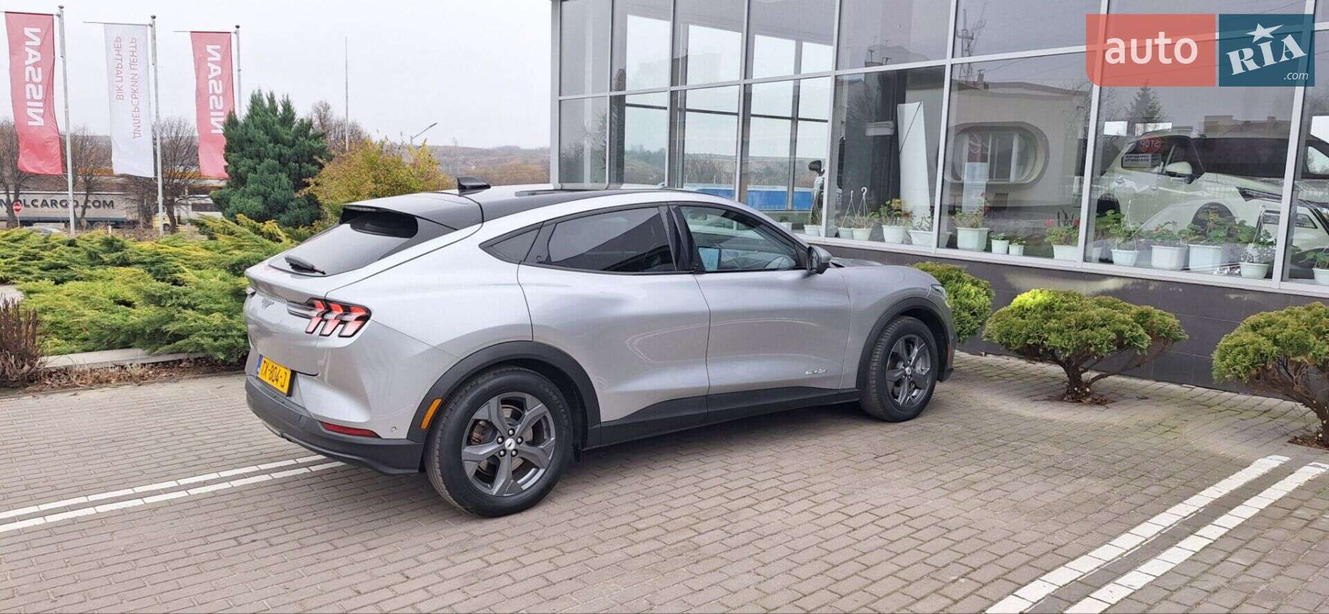 Ford Mustang Mach-E 2021 VIN WF0TK1EM4MMA11123 фото оголошення 4 з 32