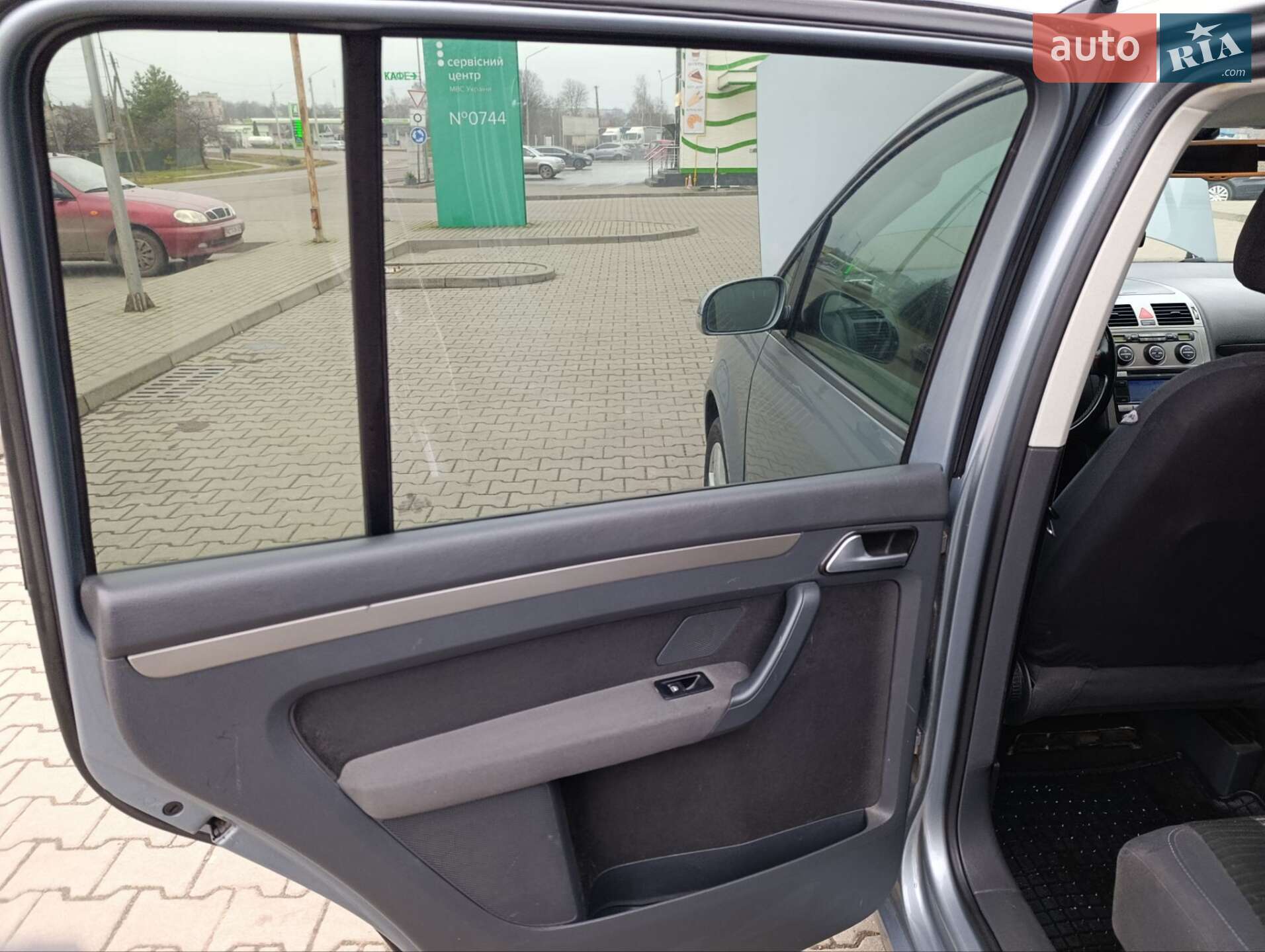 Volkswagen Touran 2008 VIN WVGZZZ1TZ8W130305 фото оголошення 3 з 23
