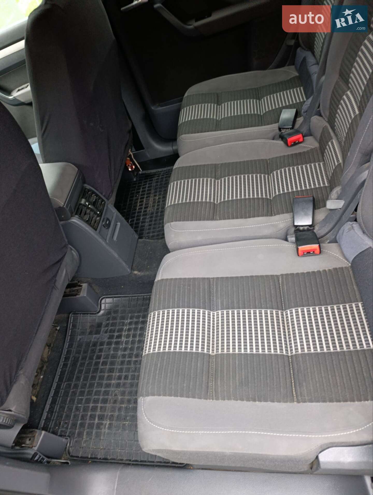 Volkswagen Touran 2008 VIN WVGZZZ1TZ8W130305 фото оголошення 16 з 23